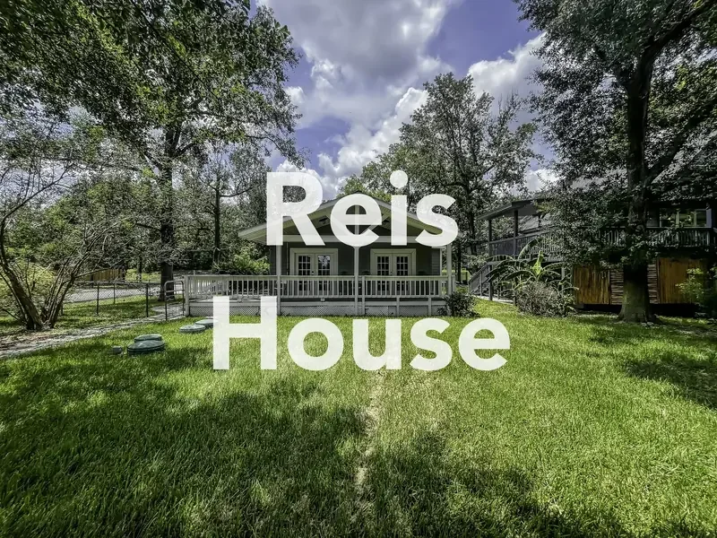 Reis House exterior — men's sober living home in The Woodlands Texas