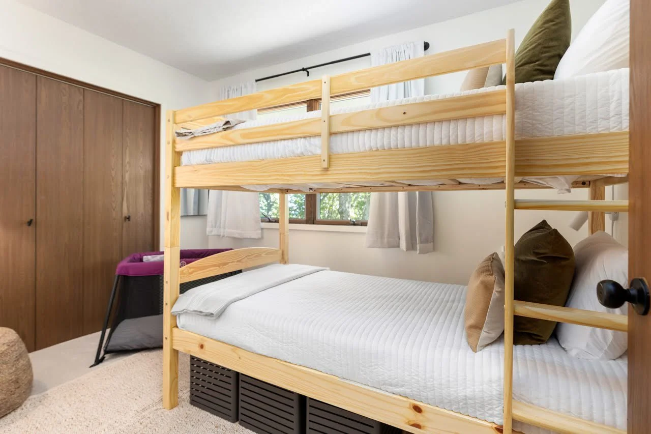 Bunkroom1.JPG