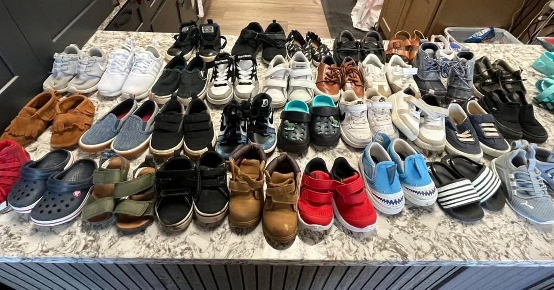 Shoes! Let&rsquo;s get some shoes! 

Front row is all size 4️⃣
Middle row all size 5️⃣
Last two rows are all size 6️⃣

These shoes rule!
