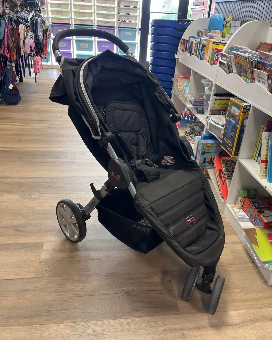 Just in! 🆕 ⭐️
Double stroller. Sit n stand! - $84.99
Jogging stroller- $69.99
