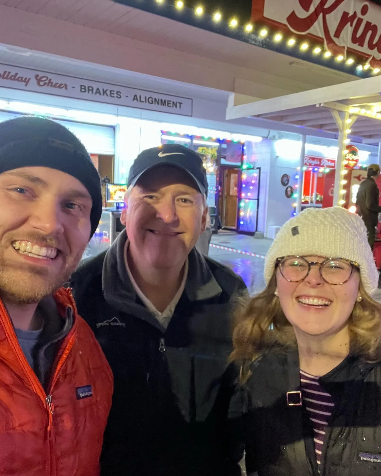 Wrapped up 2022 with Dad in Seattle a very long and snowy road trip, + lots of sweet time with family and friends!!