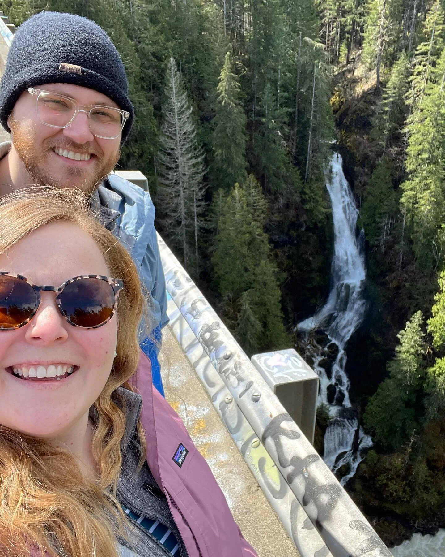 Thankful for long weekends, new places to explore, and allll the spring flowers 🌸 💐🌼