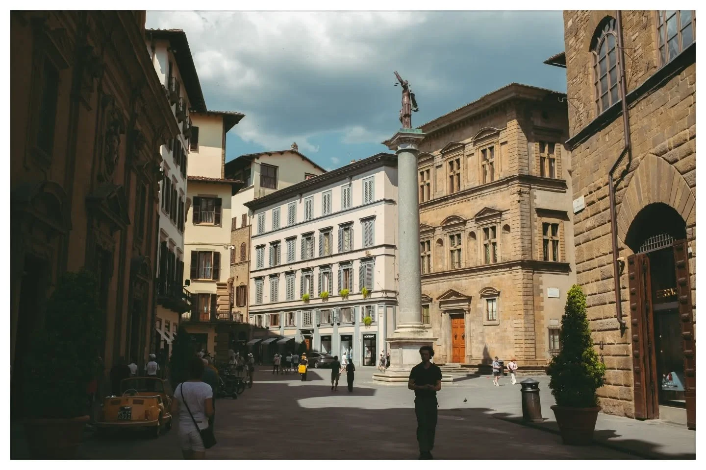 Walks along the Arno, 6/23

Firenze, IT

#fujifilm #italia
#travelphotography #travel 
#travelog 
#fujilove
