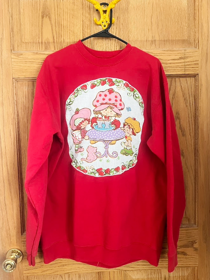 red strawberry shortcake crew