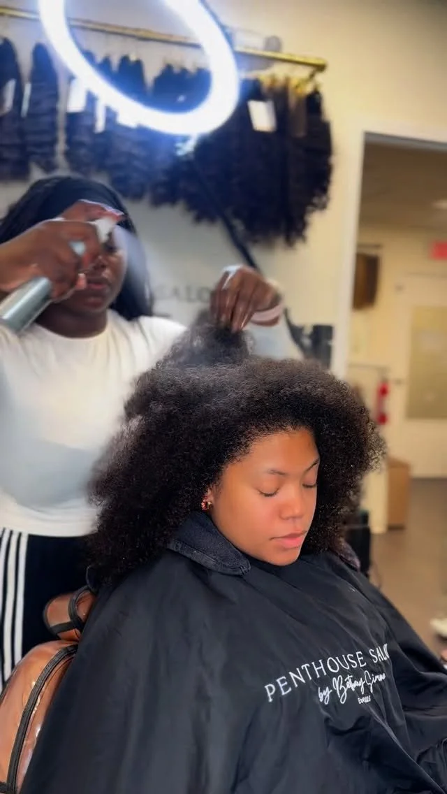 Traditional Sew in using my kinky straight bundles ✨