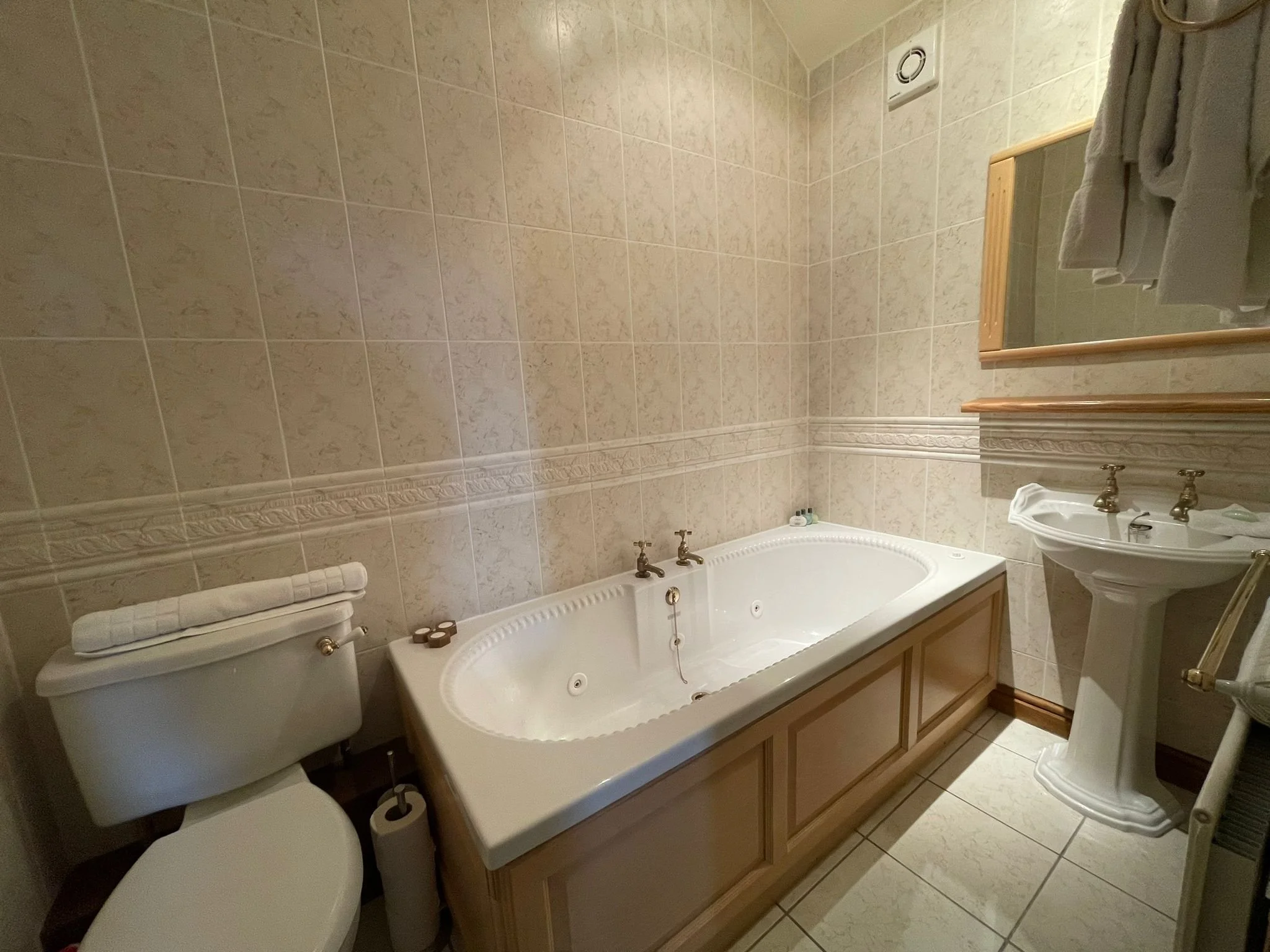 WhatsApp Image 2023-03-06 at 07.26.34.jpeg