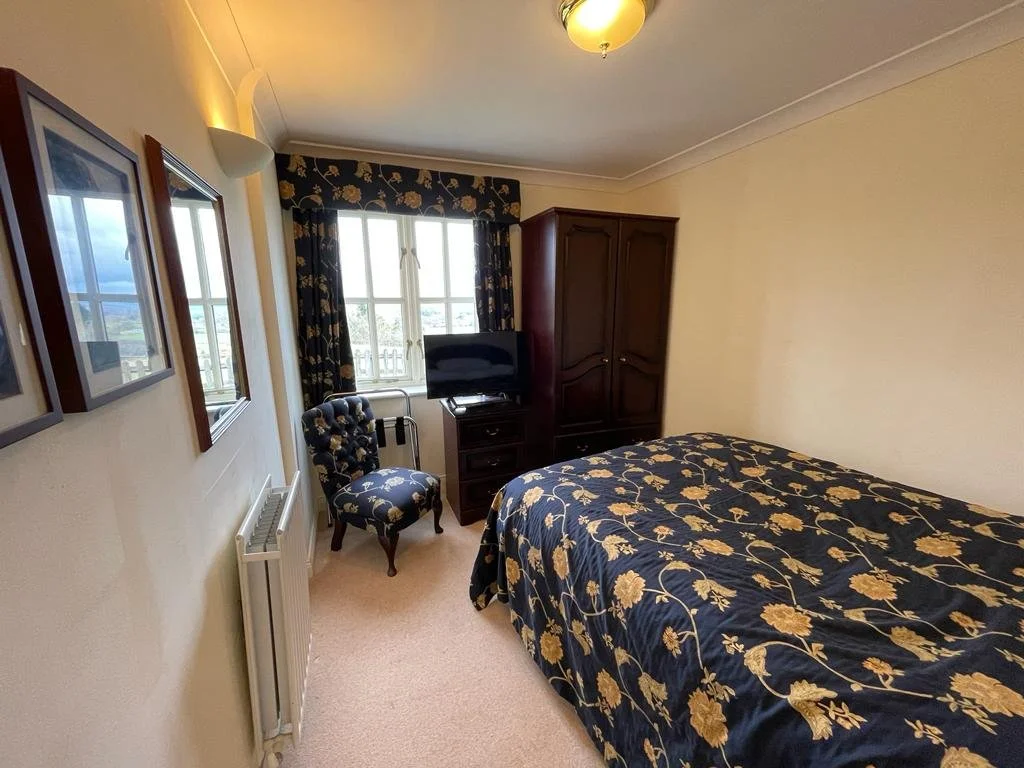 WhatsApp Image 2023-03-05 at 09.55.06.jpeg