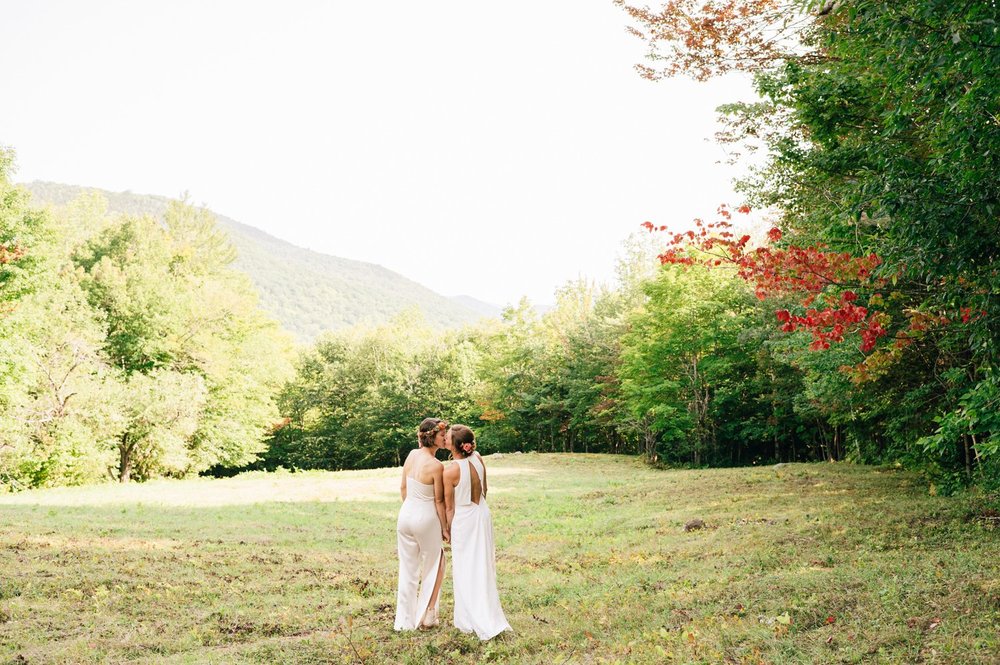 Mountain_Wedding_NH_Barn_022.jpg