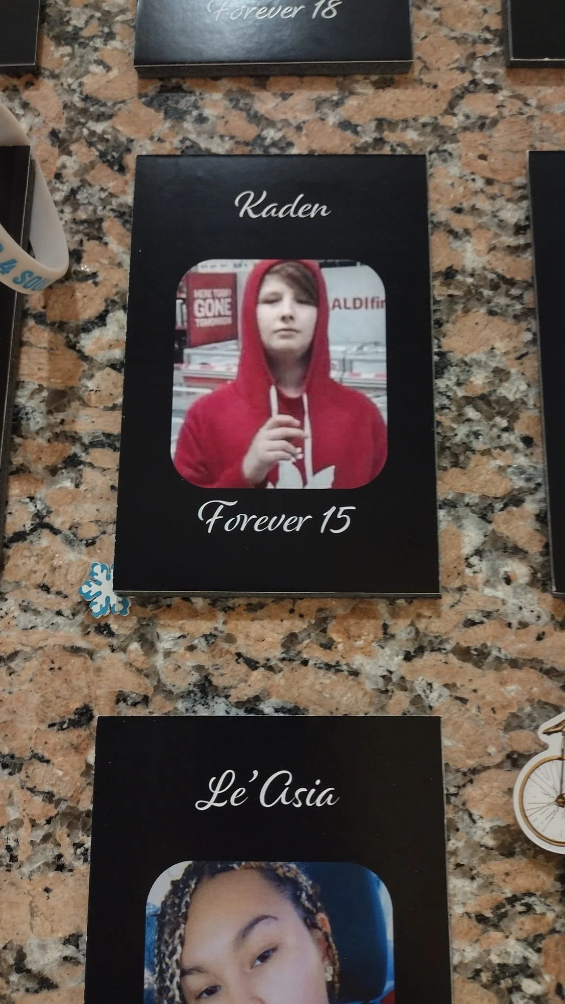 7720693357978073.jpg
