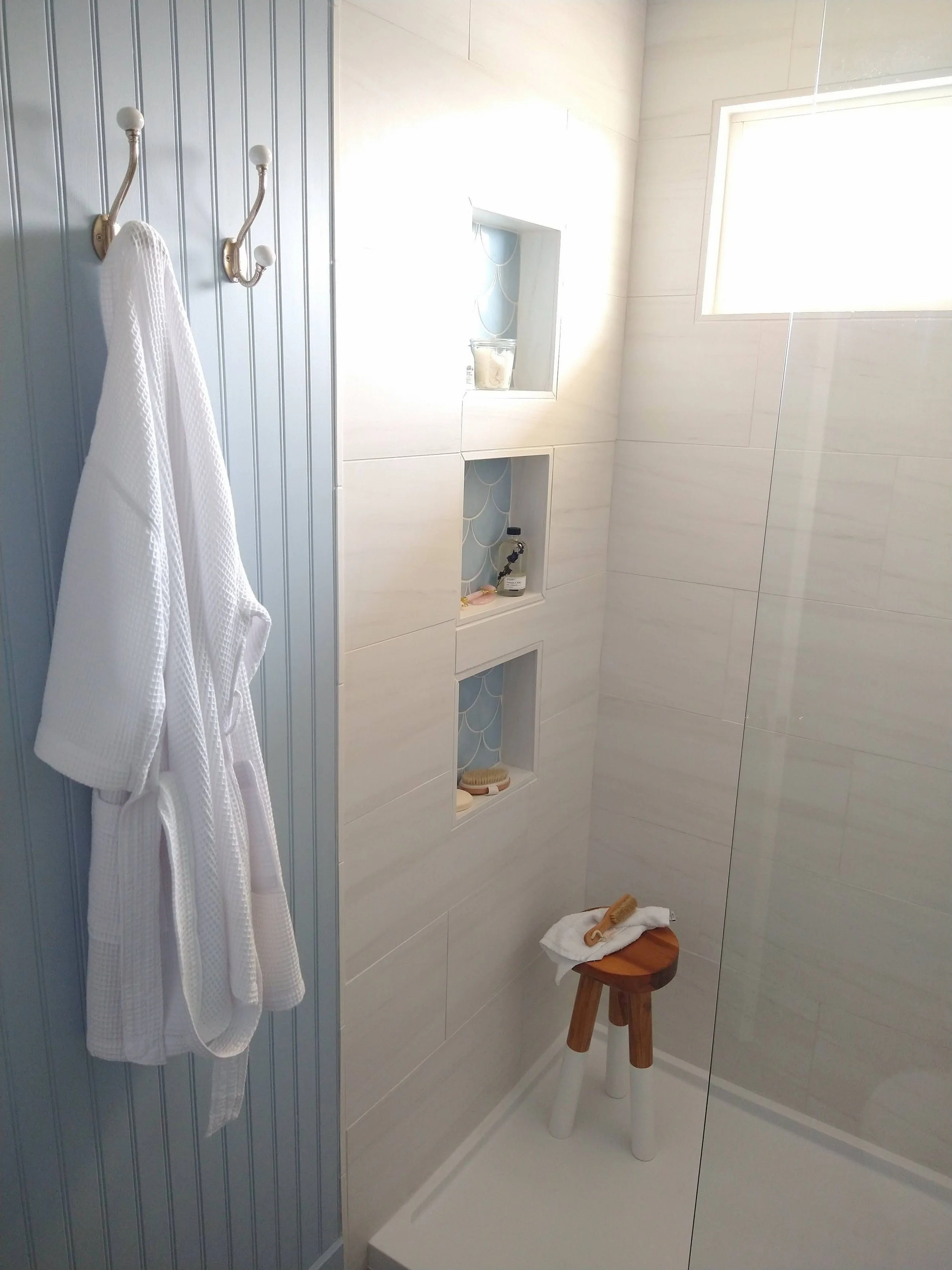 Classy Coastal En-suite Bathroom  - Bay Breeze Place