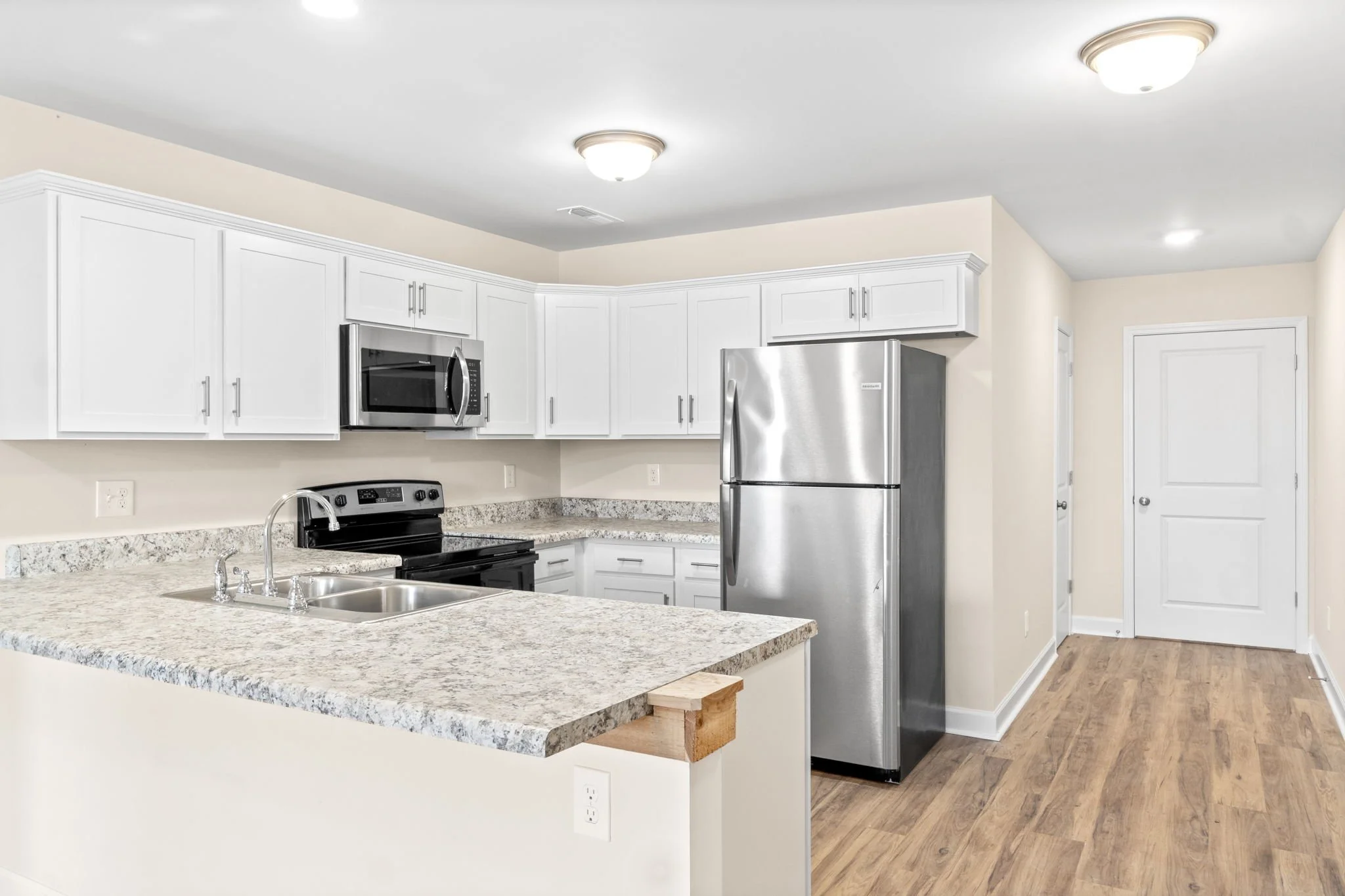 17-web-or-mls-9550-russellville-rd.jpg
