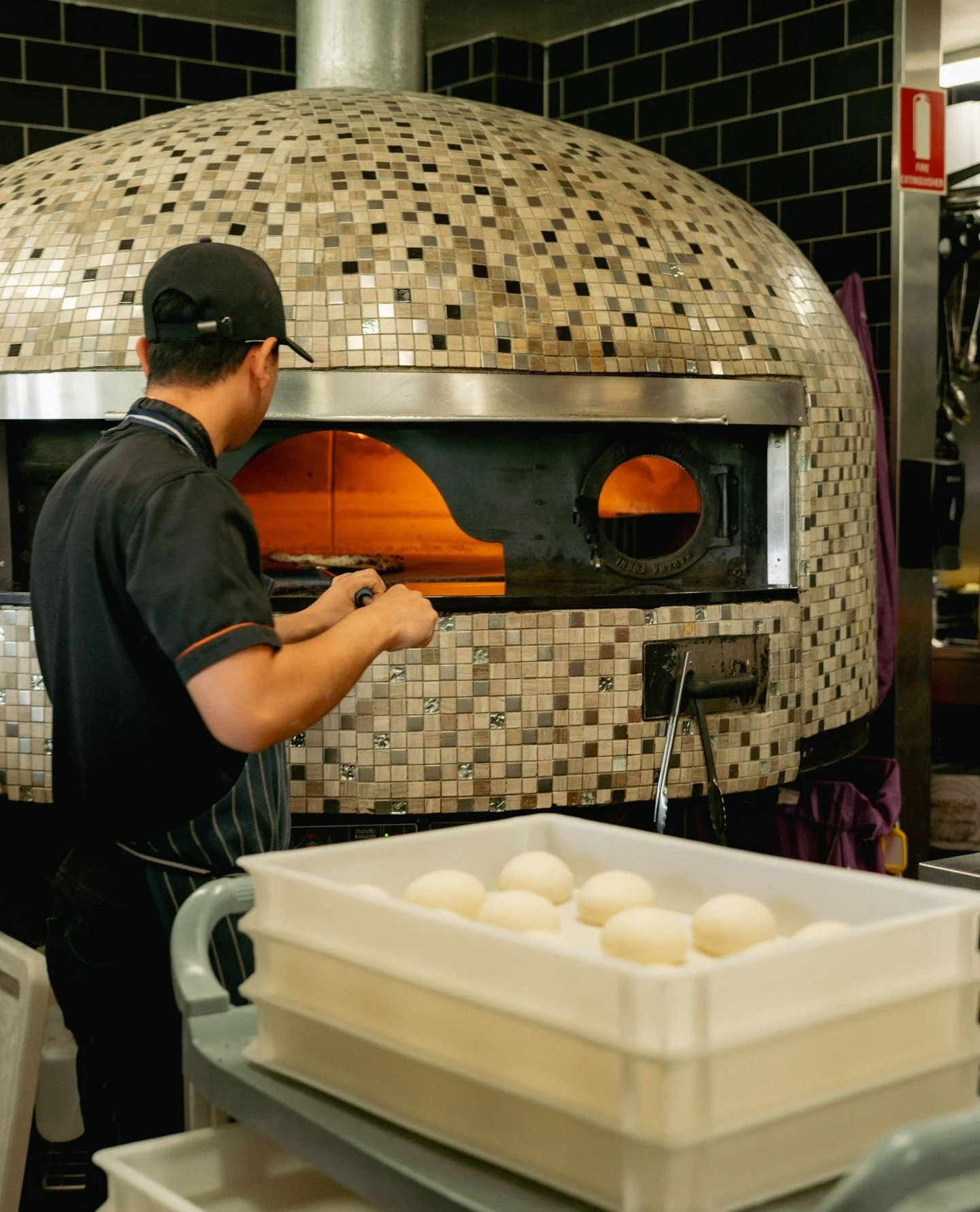 From dough, to woodfire, to your table. The kind of pizza that brings everyone in and keeps you there a little longer.