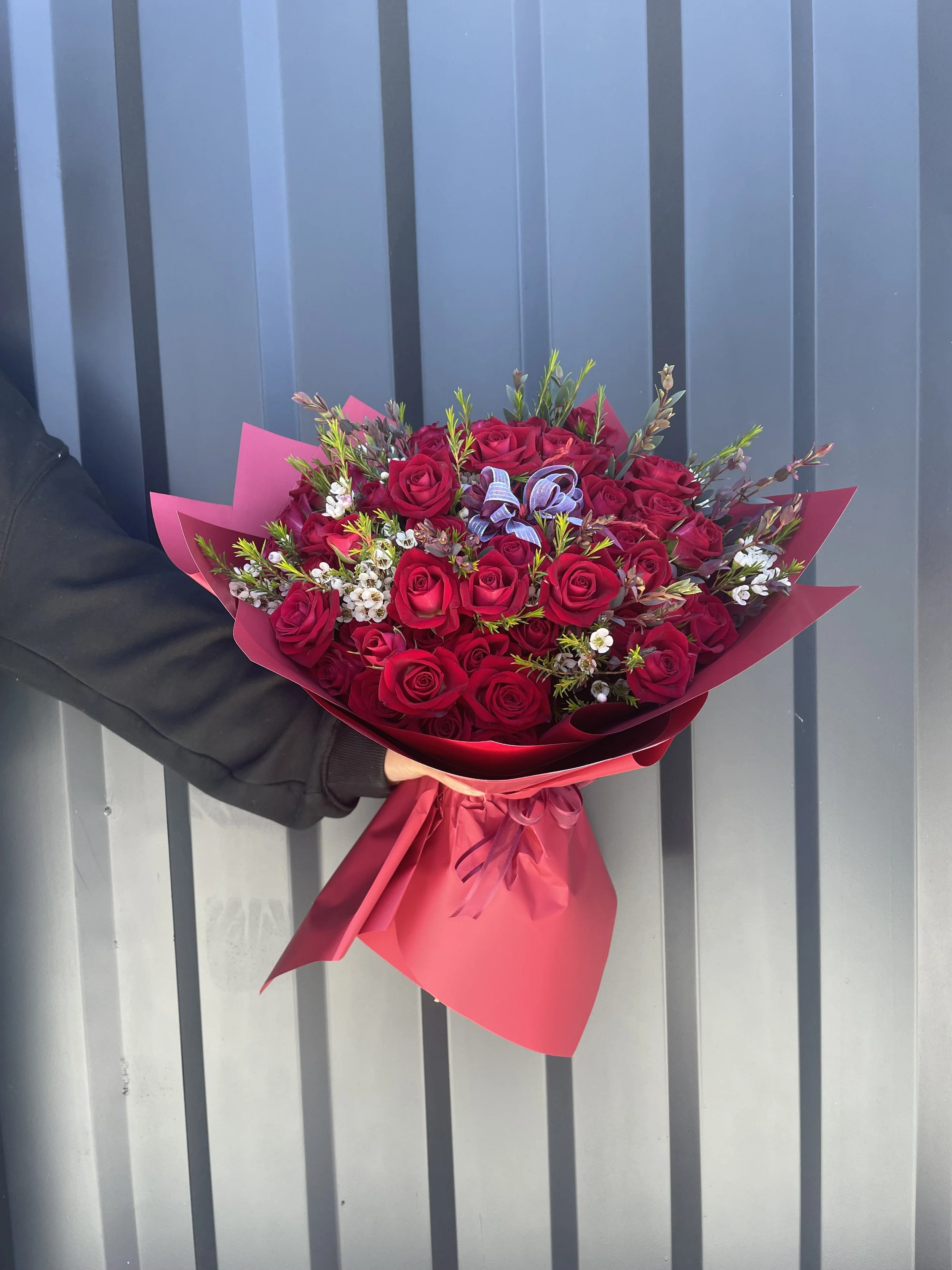 Red Rose Spray Bouquet