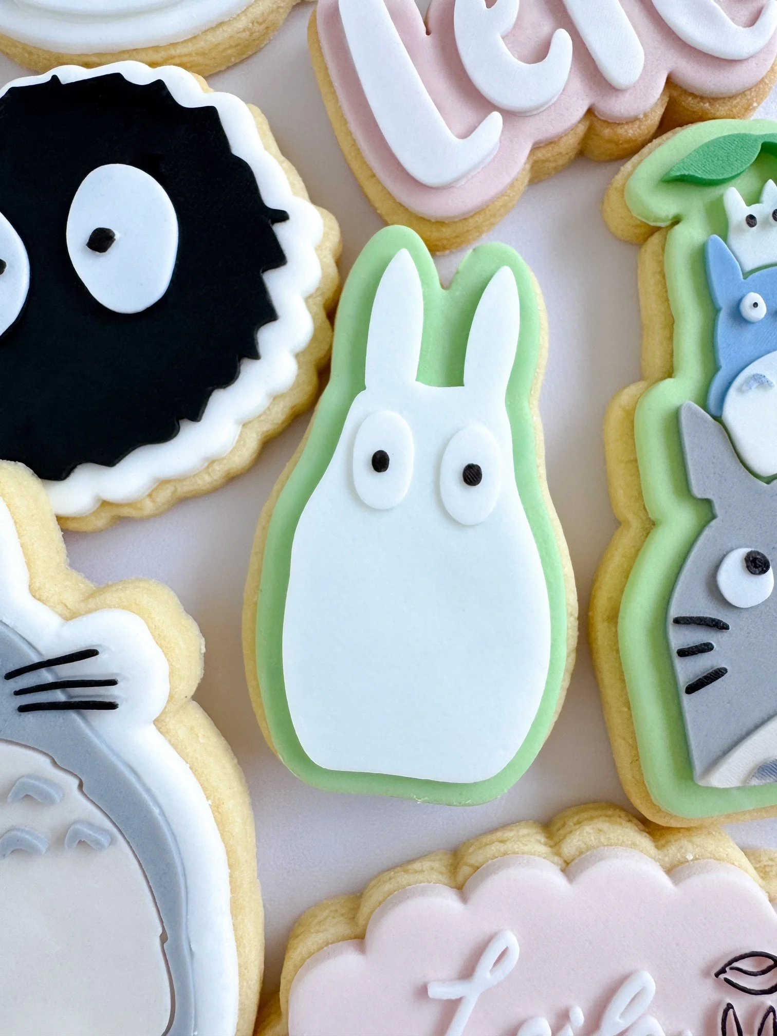 My Neighbor Totoro Totoro 3.jpg