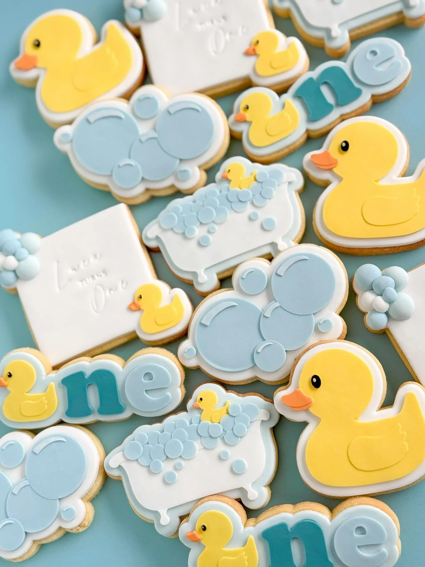 Luca turns 🐤NE 🩵🛁🫧
