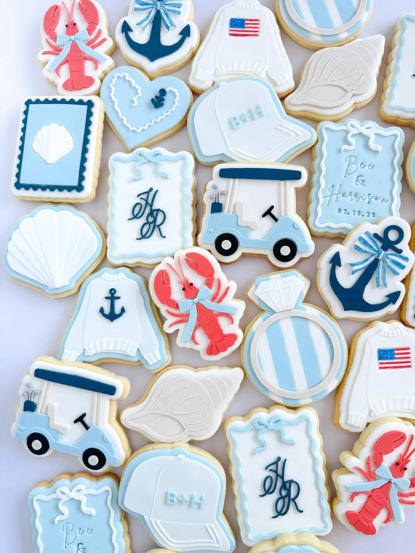 Welcome to Nantucket (Hamilton) Island! 🩵🤍 A beautiful set of cookies for what looked to be an absolutely INCREDIBLE wedding! And a massive congratulations to the new Mr &amp; Mrs Kerr @bec_goodall 💍