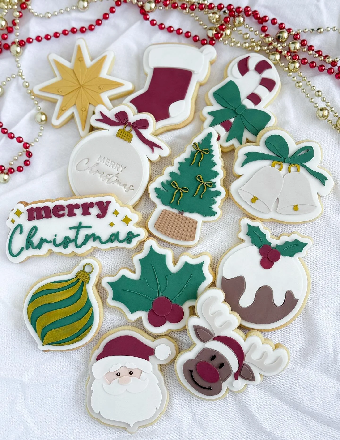 🎄 Christmas has landed at Crumb &amp; Dough 🎄
Assorted Christmas cookies are now available to pre-order via my website. Cookies will be available to pickup from Ascot from Monday 1st December. No minimum quantity - order as many or as little as you
