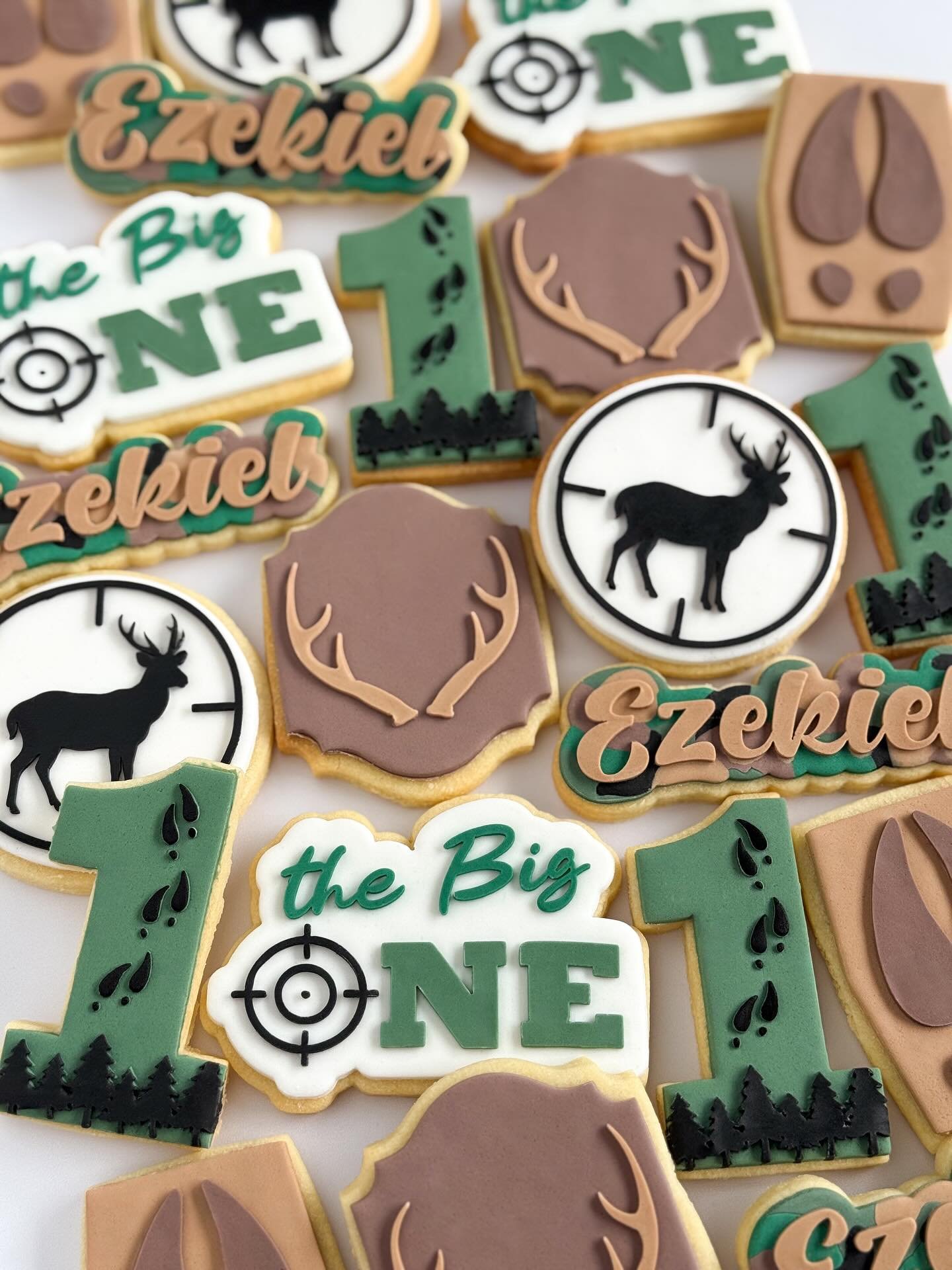 The big ONE 🦌 How&rsquo;s this theme for something a little bit different?! Ezekiel&rsquo;s 1st birthday 🌲