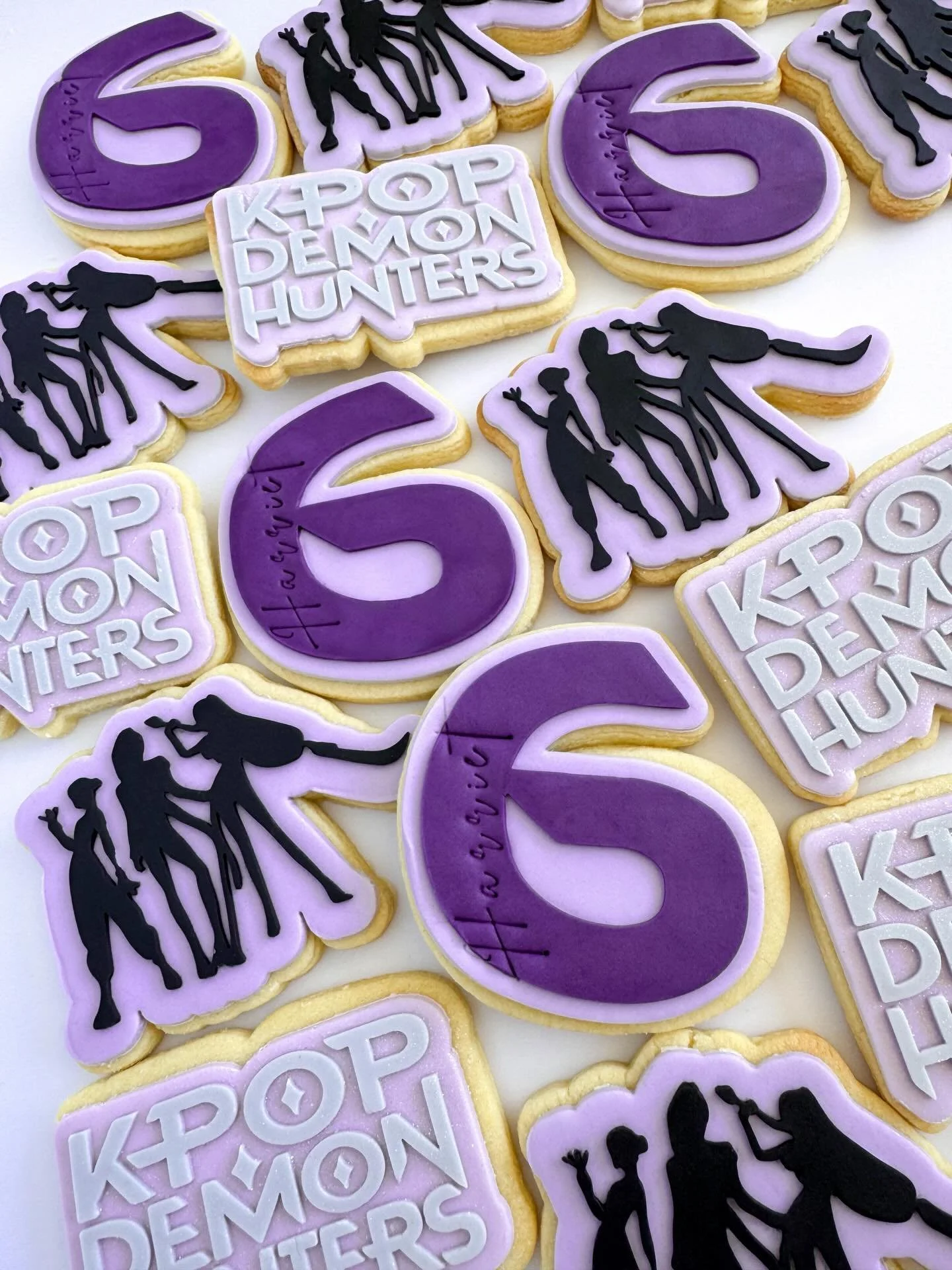 Happy birthday Harriet! My first KDH set - seems the hype is still going strong! My oldest son has seen this movie approx. 82955267 times 🫣 I really considered cancelling Netflix for a while there 😂

Cookie package: PREMIUM