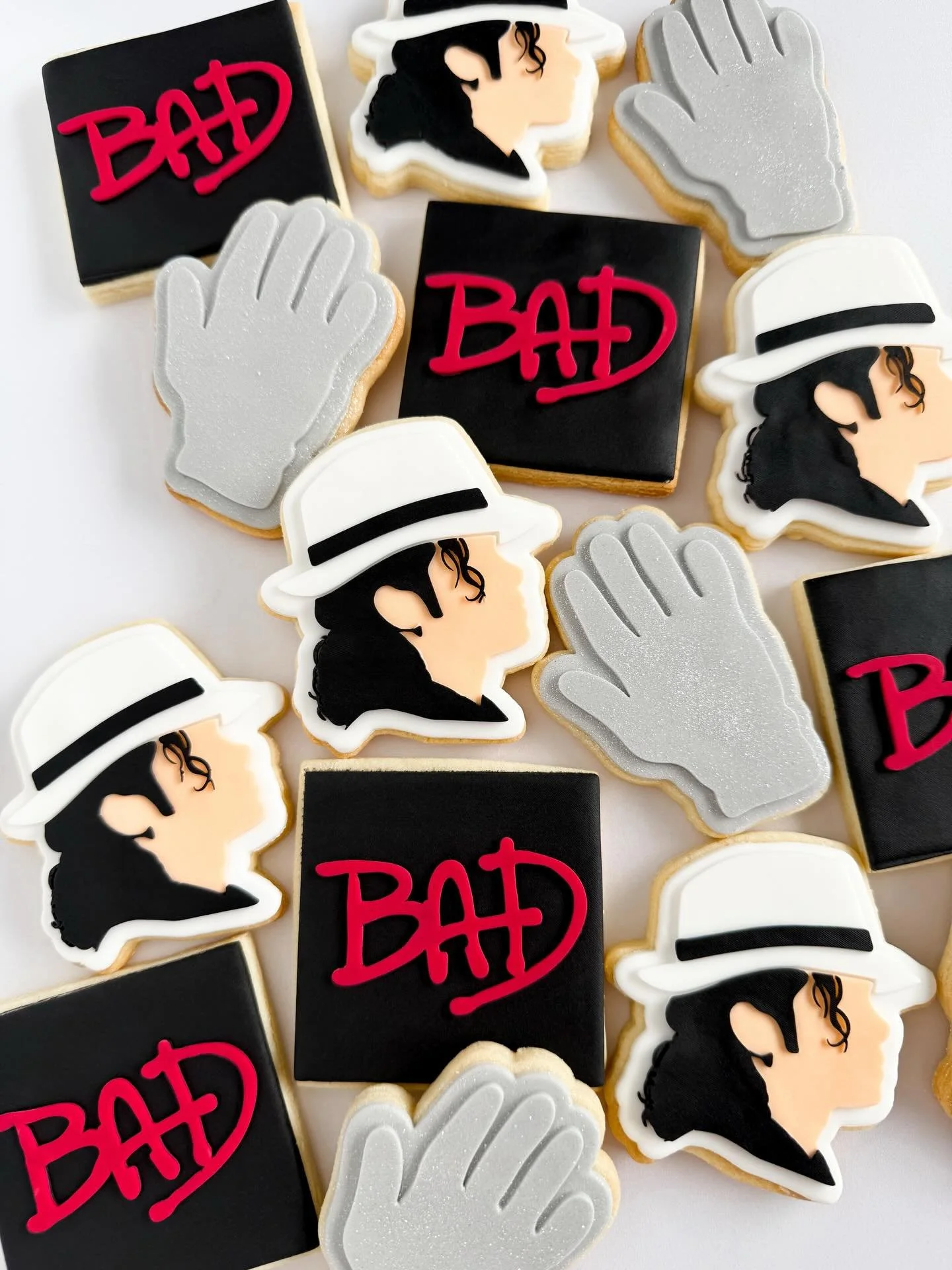 Well this was one of the more random requests I&rsquo;ve ever had 🤣🕺🏼

Cookie package: PREMIUM (I threw in MJ&rsquo;s head as a special lil extra)