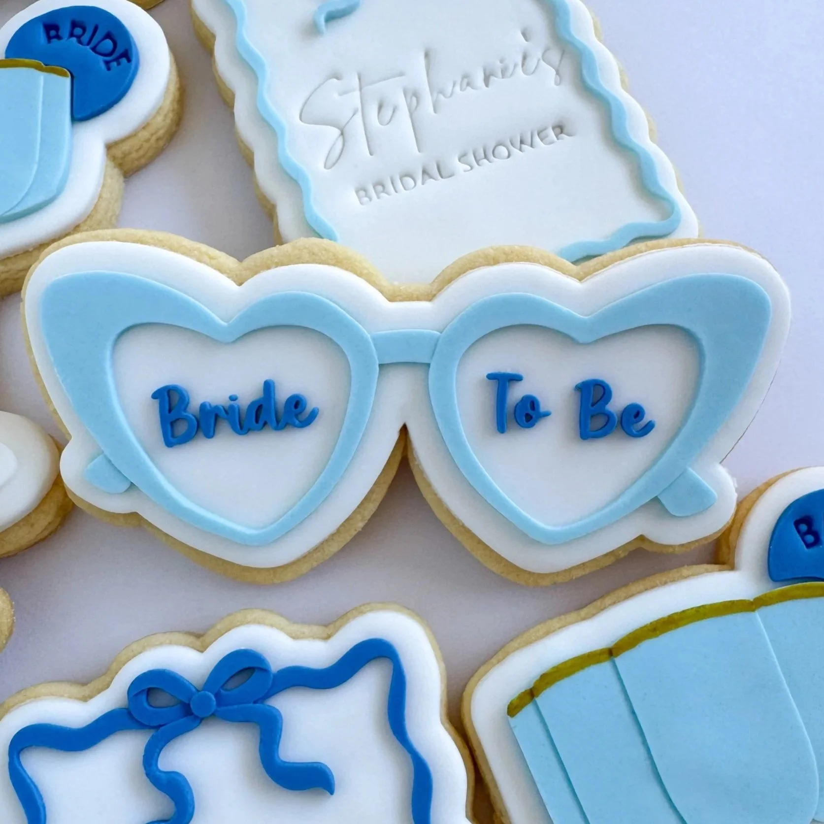 Bride to Be Heart Glasses Cookie Stamp & Cutter