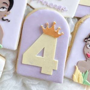 Number 4 with Crown Arch Cookie Stamp & Cutter