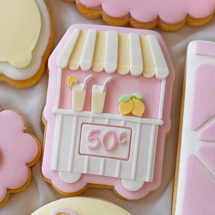 Lemonade Stand Cookie Stamp & Cutter