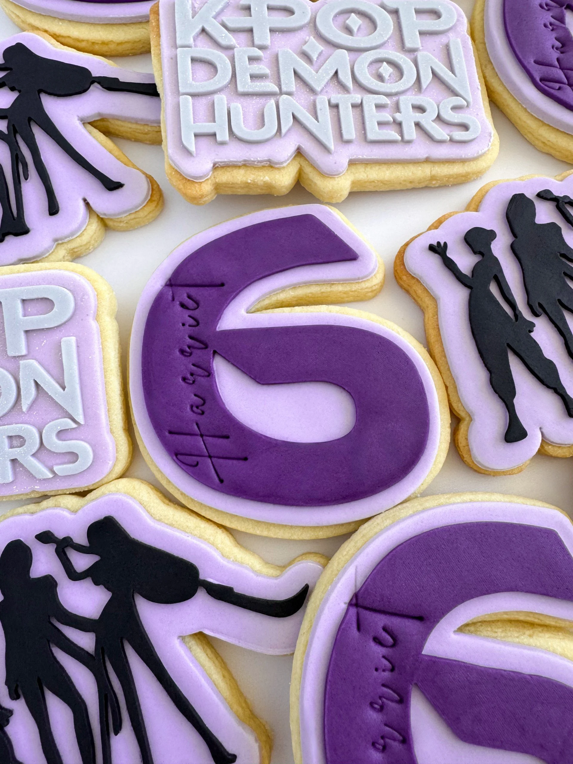 K-Pop Demon Hunters Number 6 Cookie Stamp & Cutter