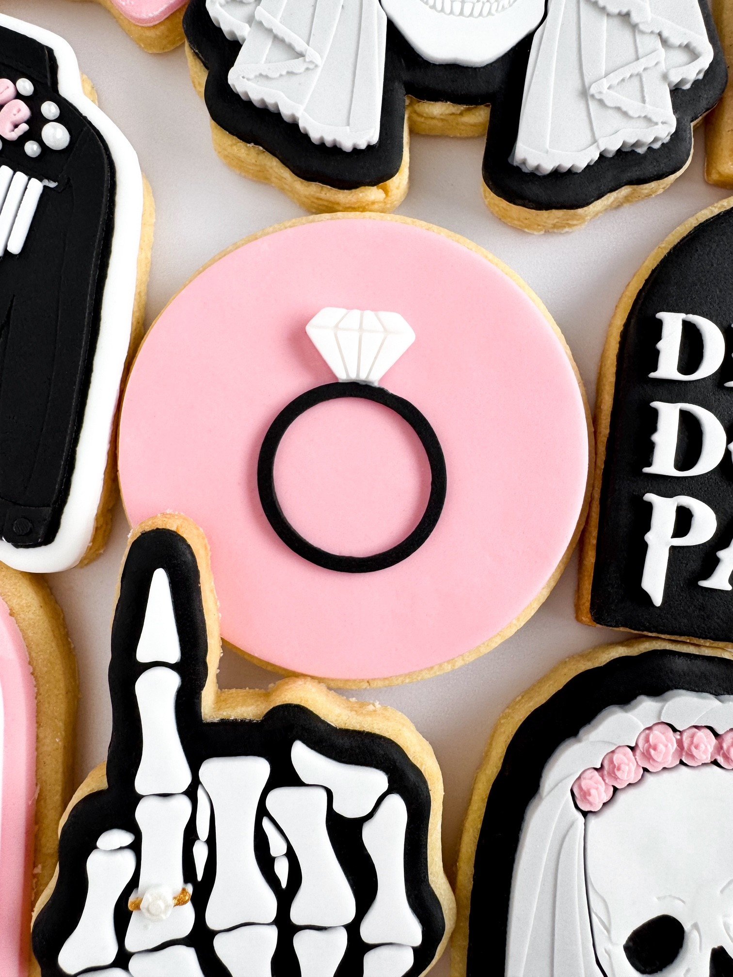 Diamond Ring Plate Cookie Stamp & Cutter