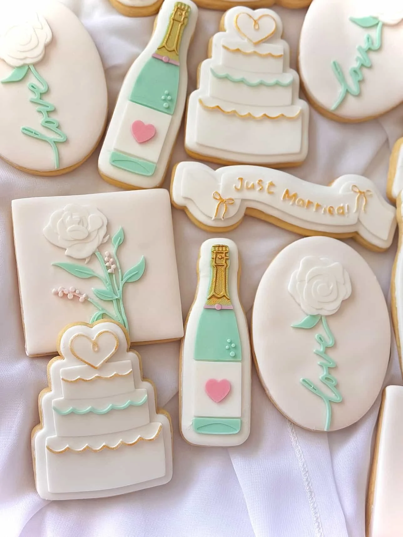 Just Married Set.jpg