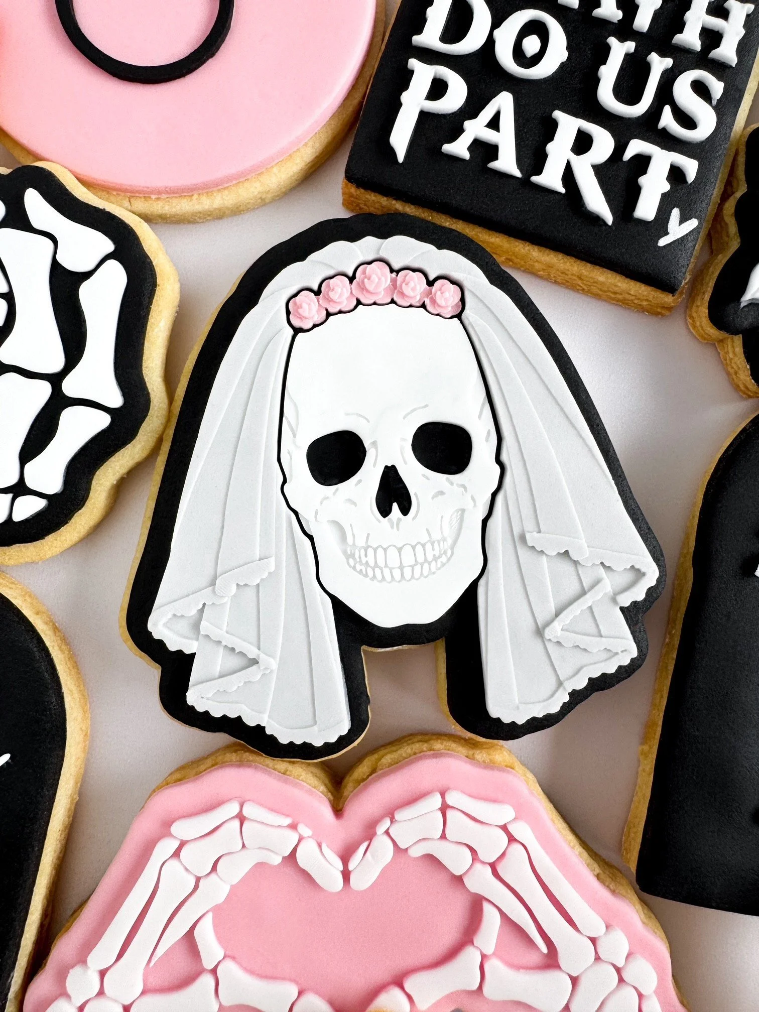 Skull Bride Cookie Stamp & Cutter