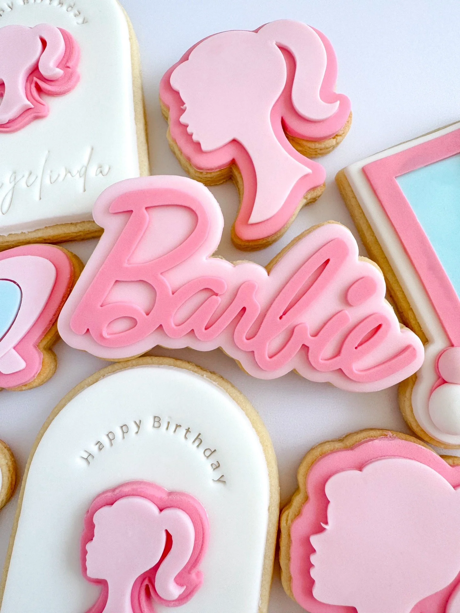 Barbie Logo.jpg