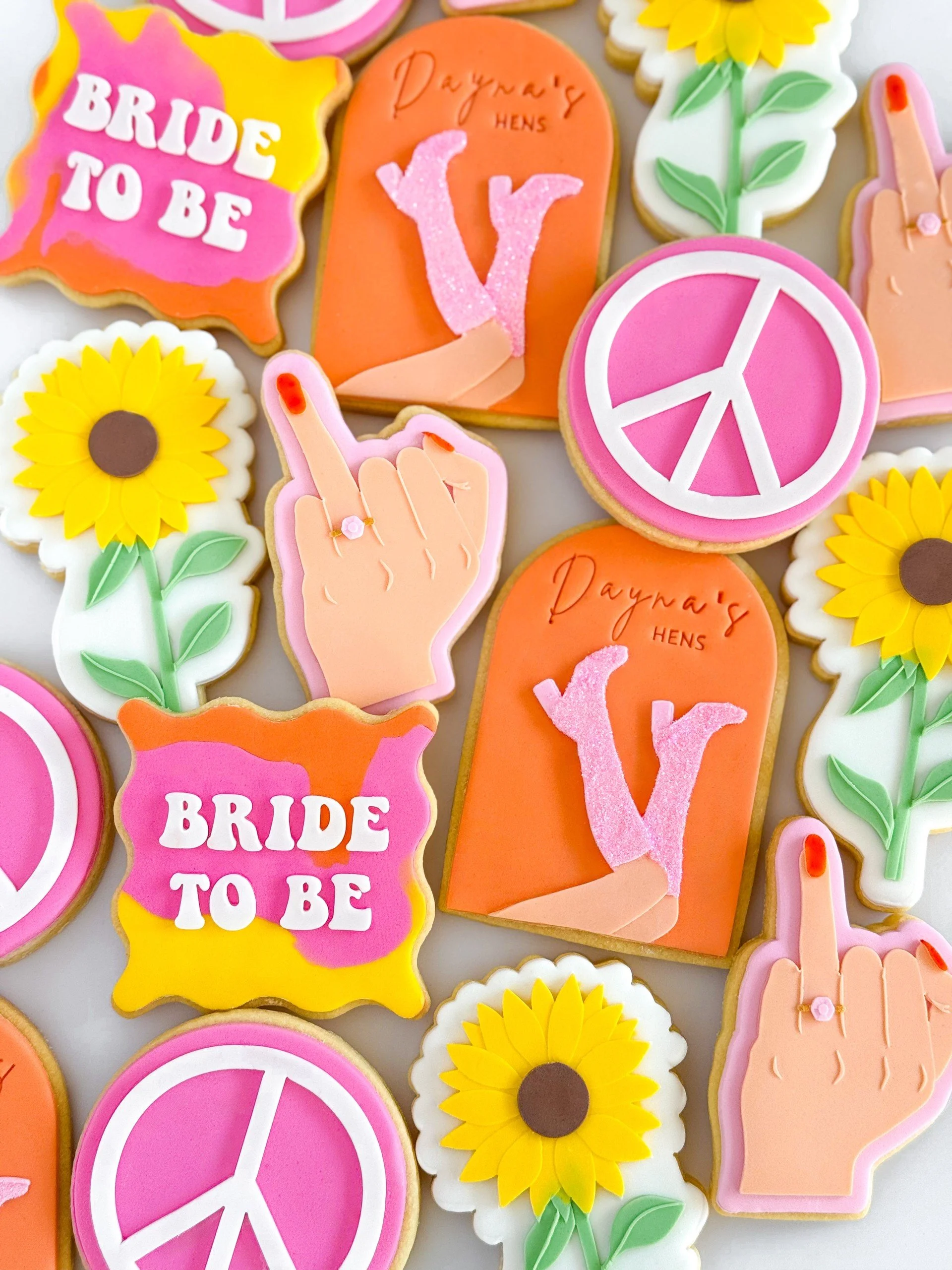Hippy Hens Set.jpg