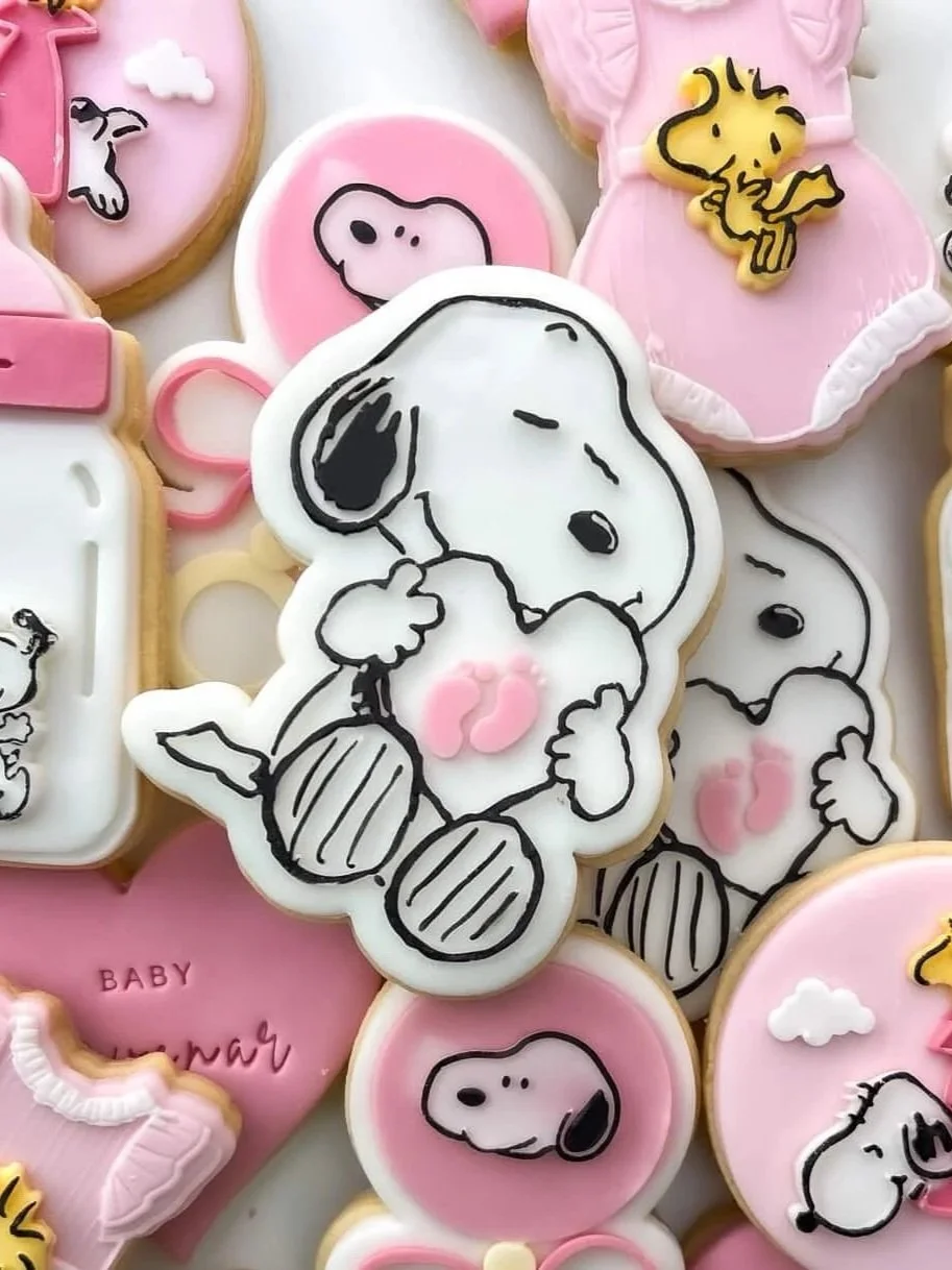 Snoopy with Heart Cookie Stamp & Cutter