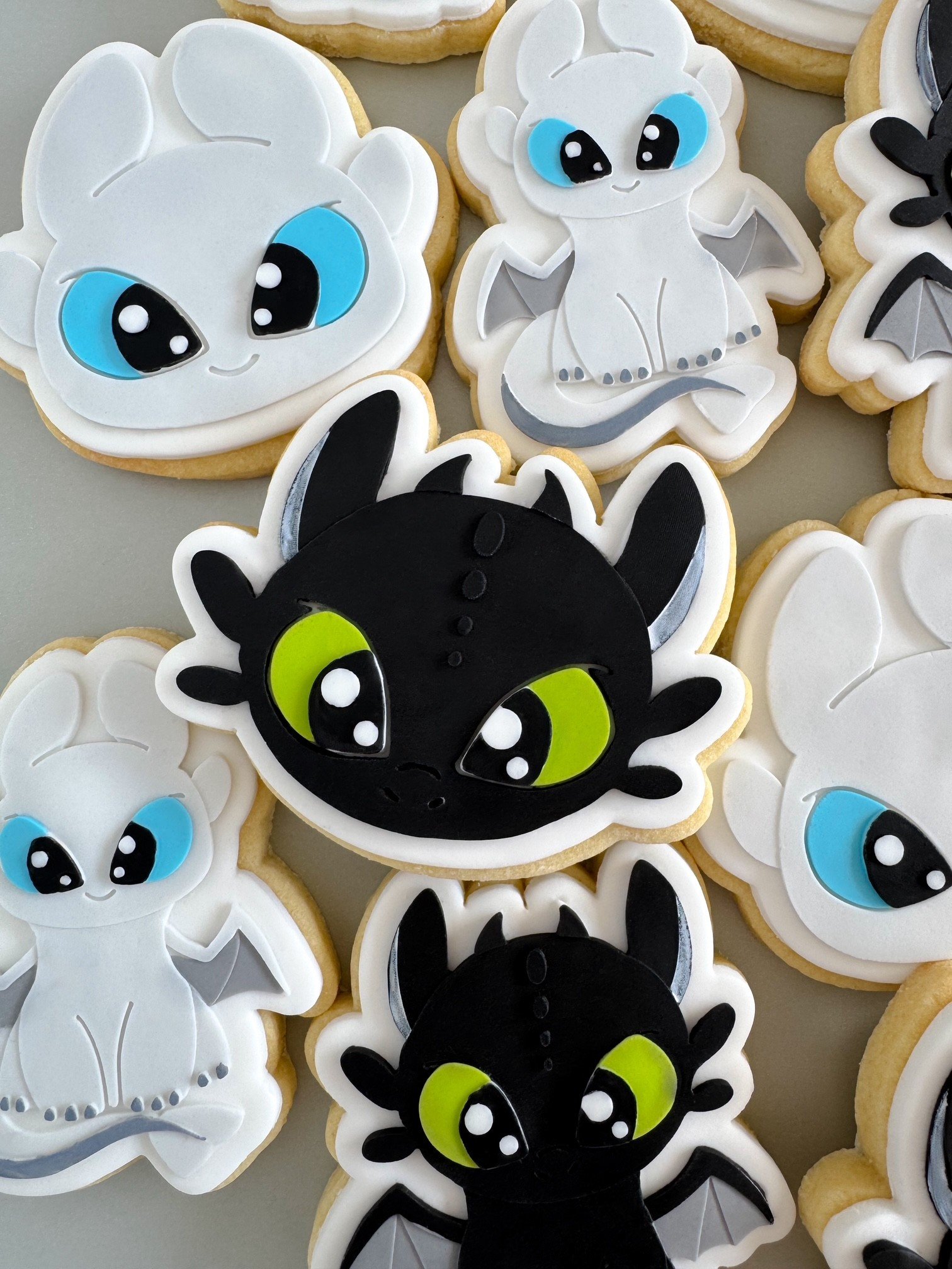 How to Train Your Dragon Toothless Face.jpg