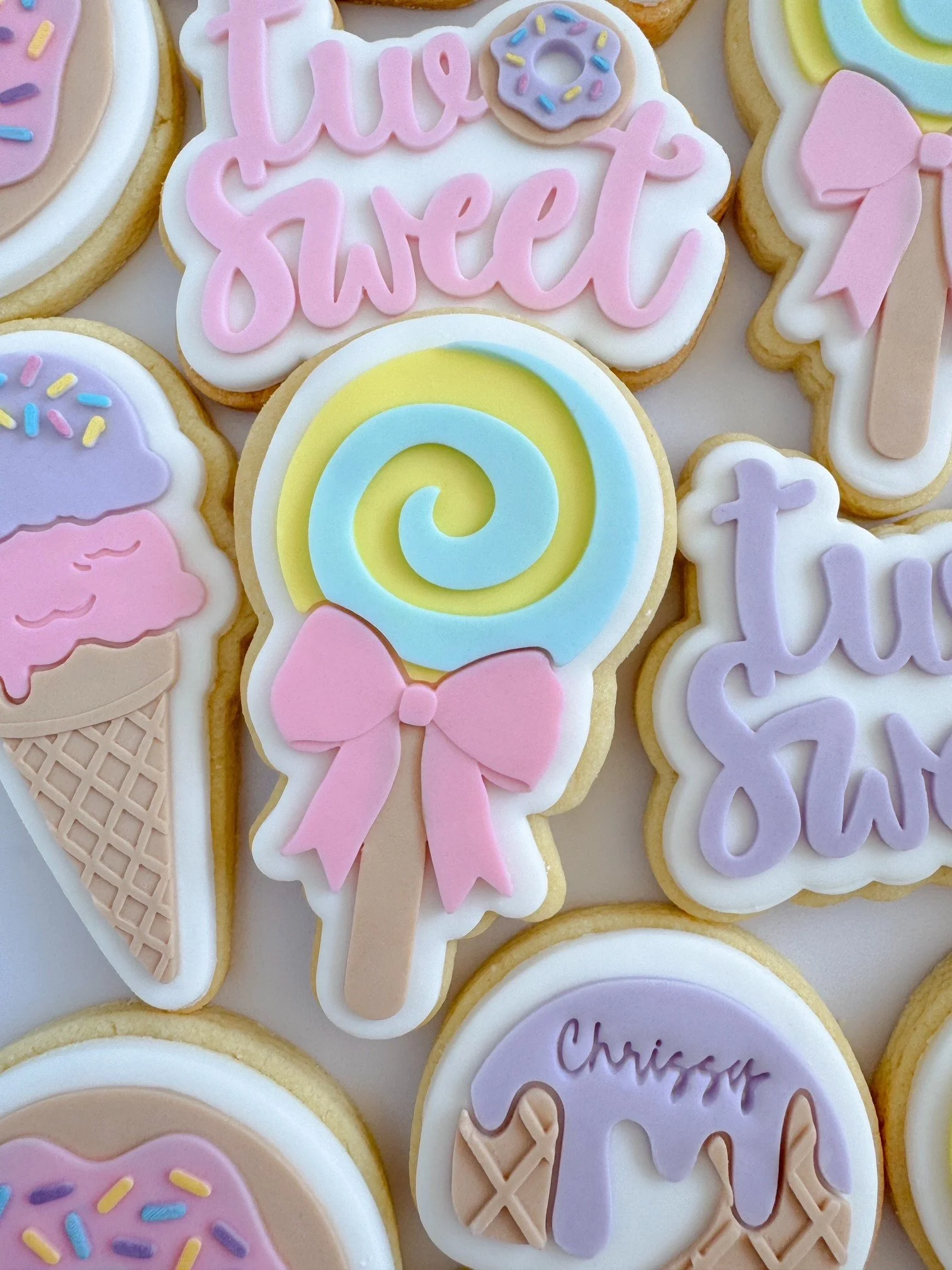 Lollipop with Bow.jpg