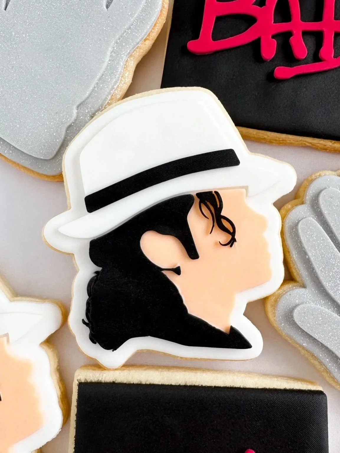 Michael Jackson Head Cookie Stamp & Cutter