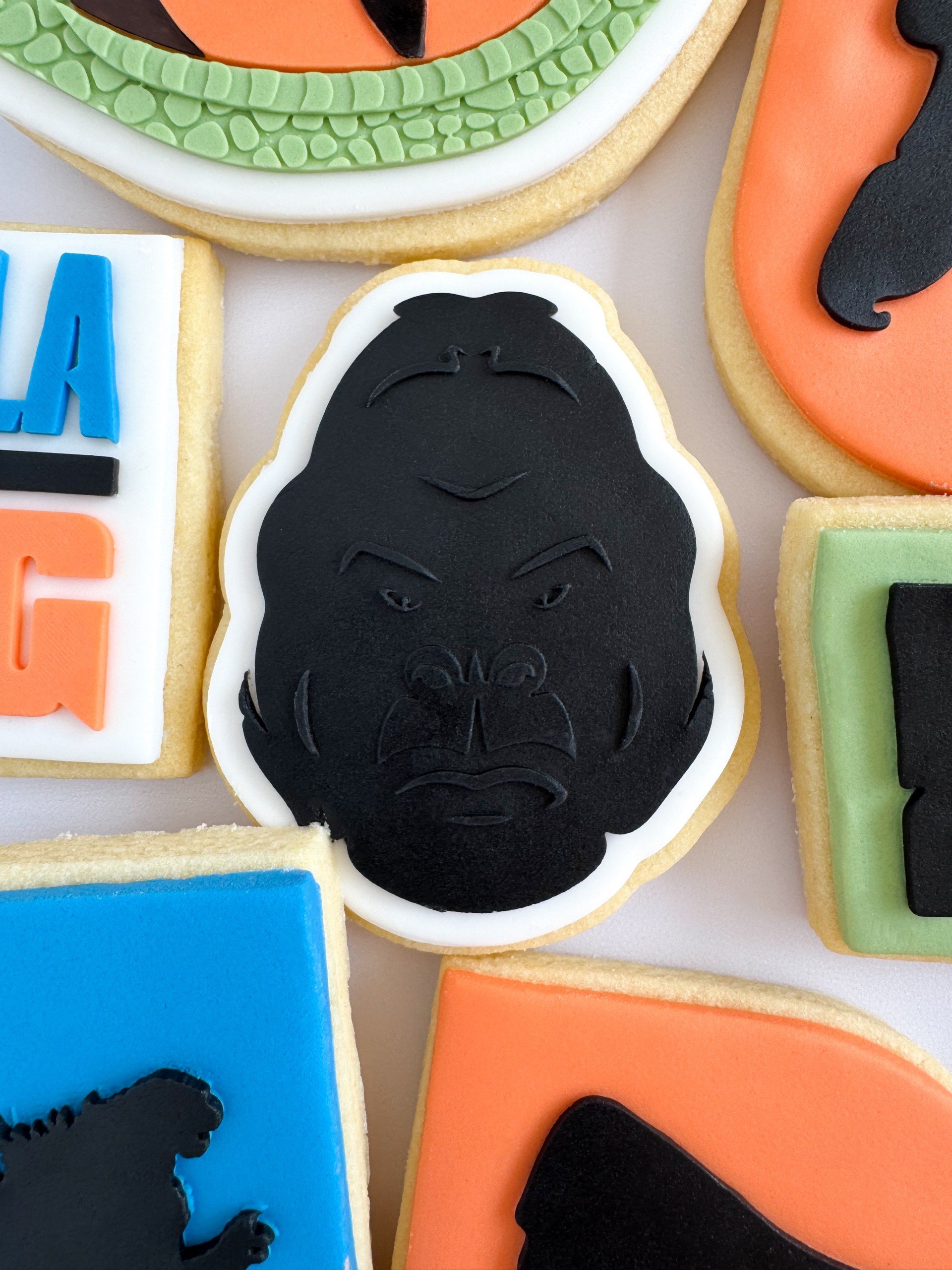 Gorilla Face.jpg