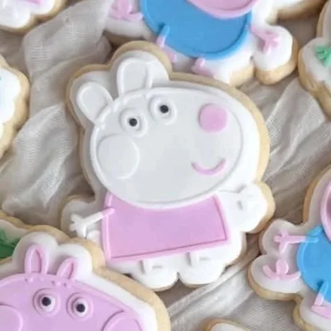 Suzy Sheep Cookie Stamp & Cutter