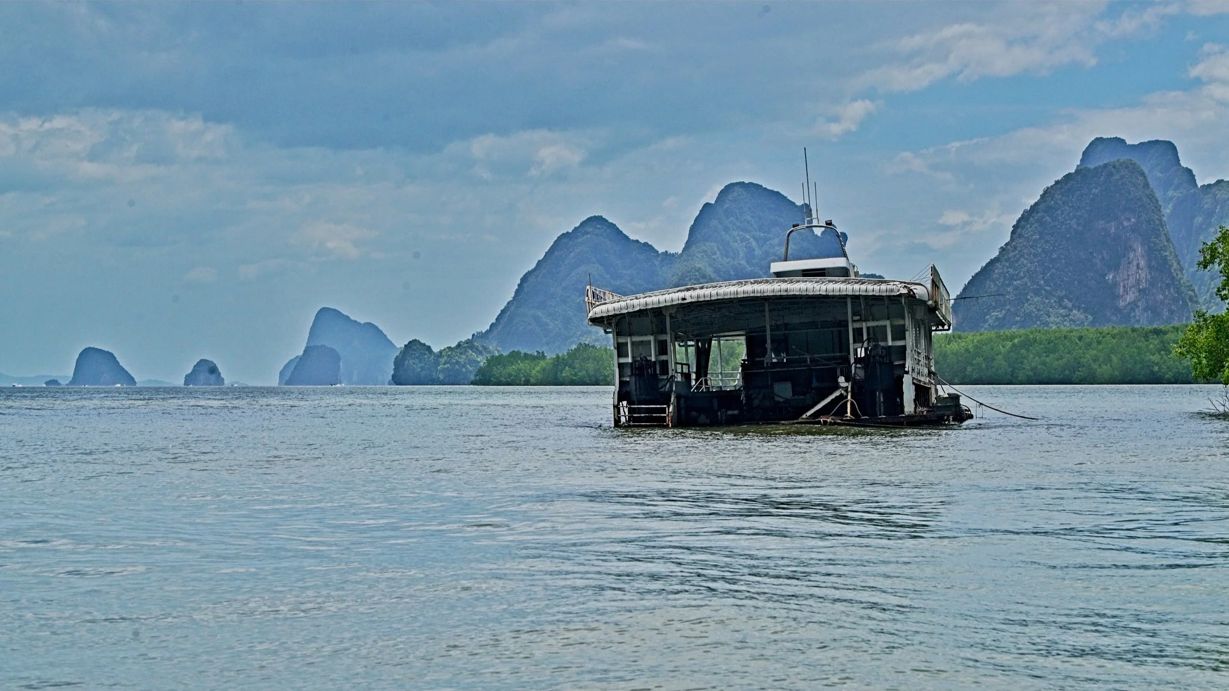 James Bond's boat?