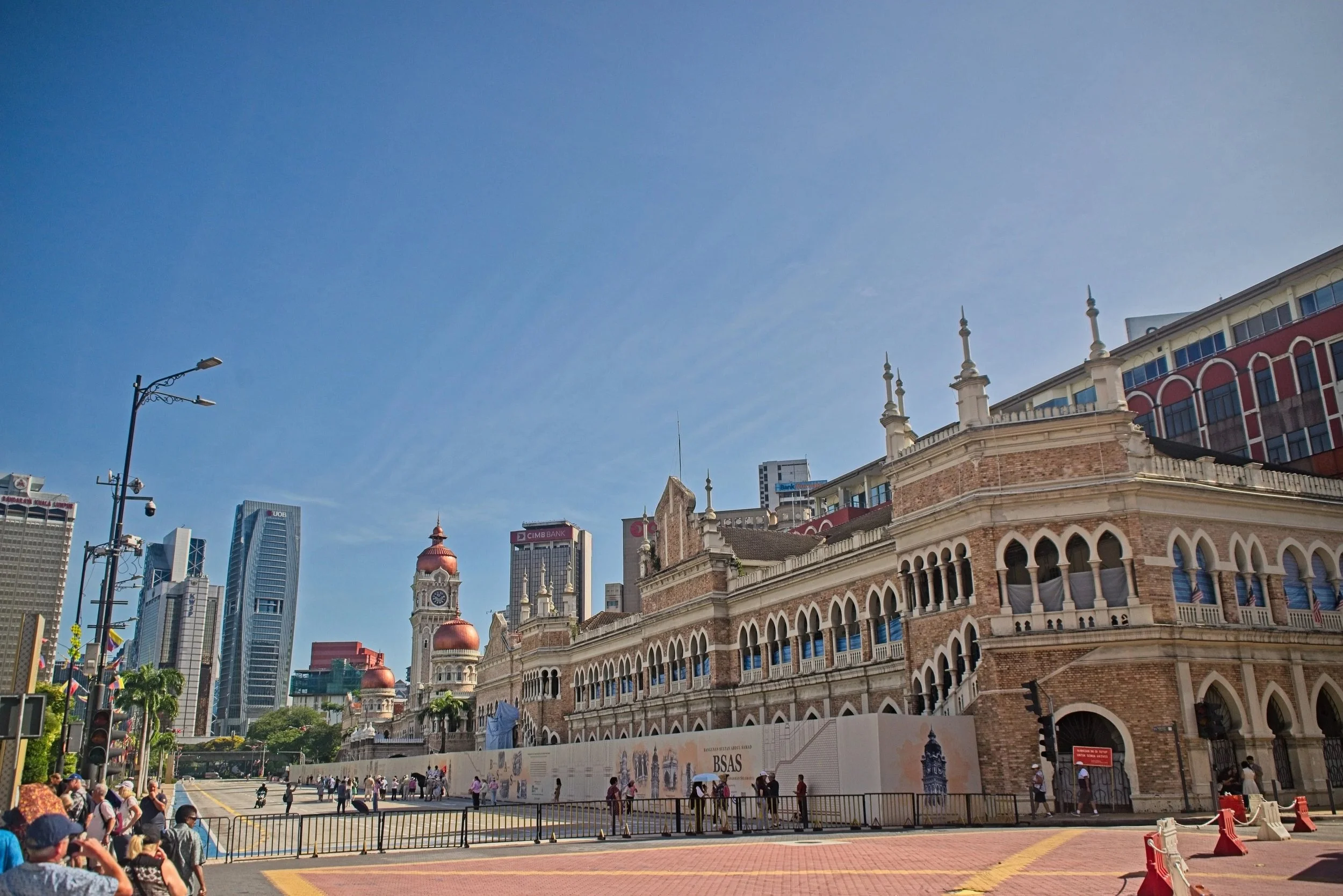 One of the oldest structures in Kuala Lumpur, the Sultan Abdul Building has been used by the government since its inception and presently houses the Ministry of Information, Communication and Culture of Malaysia. It was actually designed by a British
