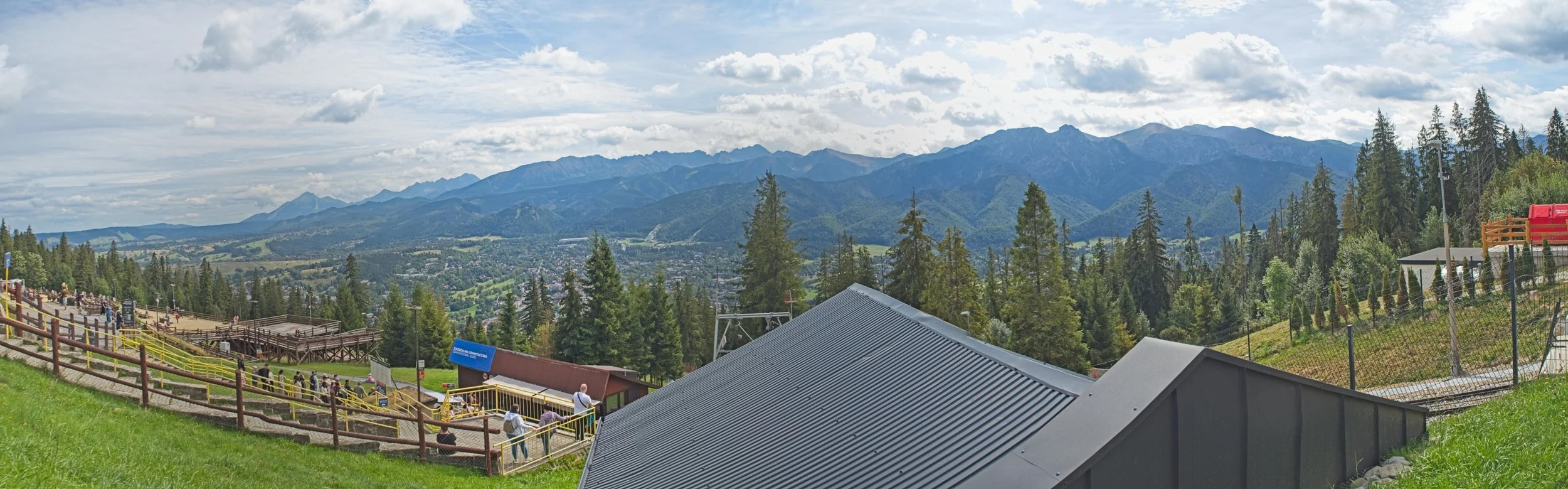P9040347 Pano.jpg