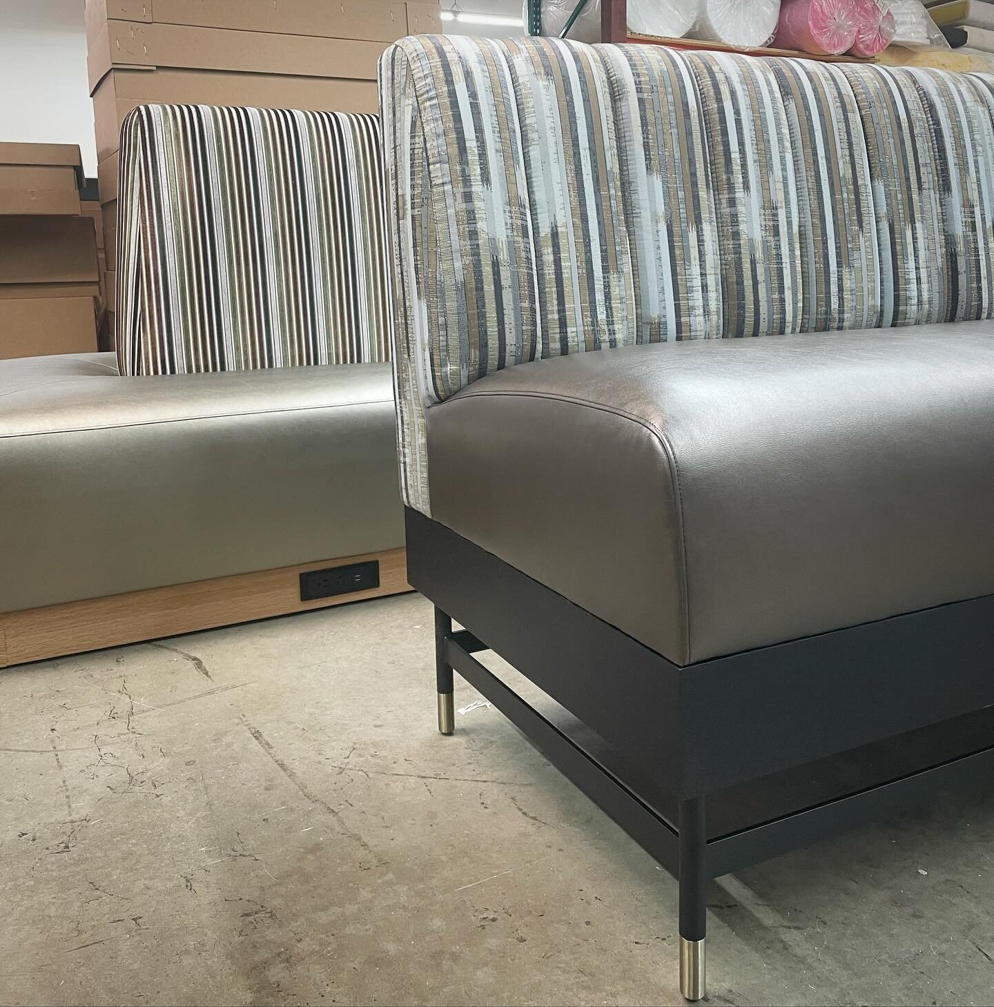 Pattern-play, power integration, and powder-coated custom steel! We&rsquo;re shipping out a large order of custom seating for a hospitality project in Seattle today. 
#hospitalitydesign #customfurniture #workplacedesign #banquettes #emblembuilt