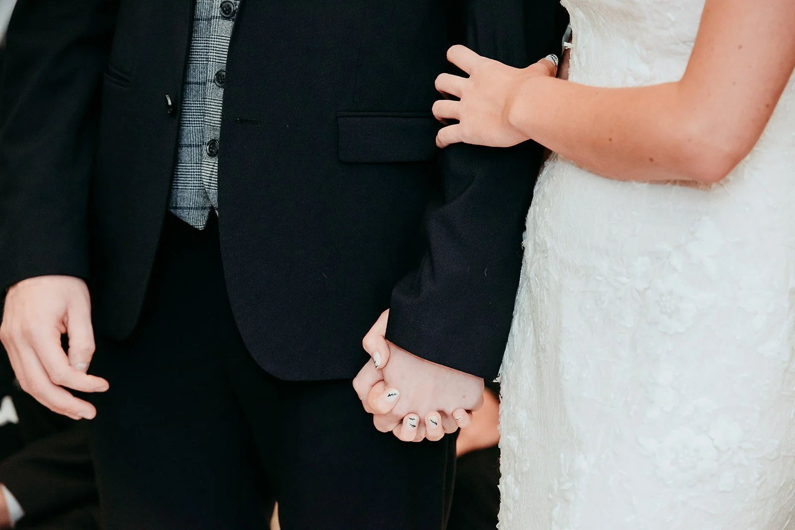 READING_WEDDING_PHOTOGRAPHER_SHENLEY_CRICKET_CLUB_WEDDING_0072.jpg