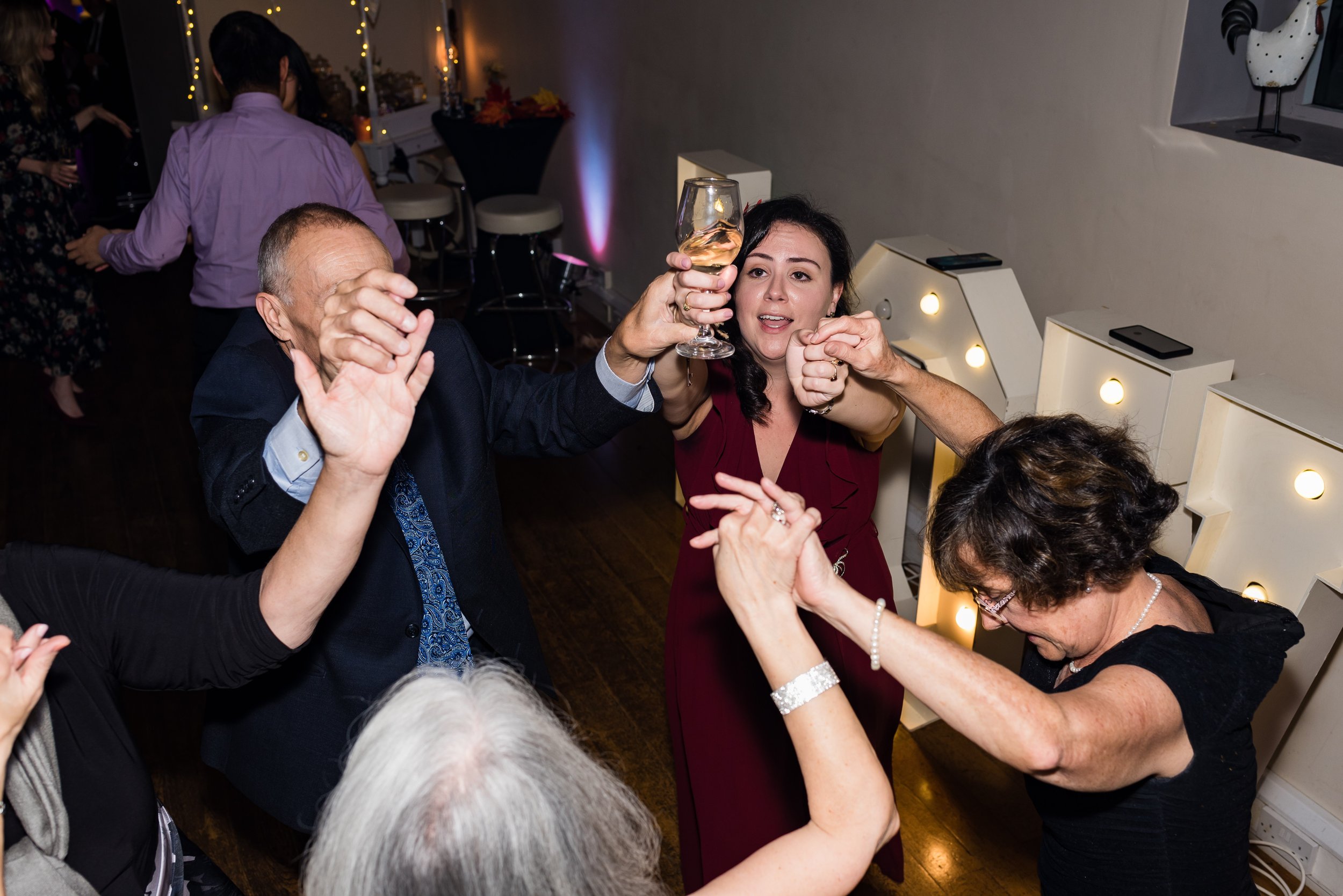 COCHRANE_WEDDING_PHOTOGRAPHY_0147.jpg