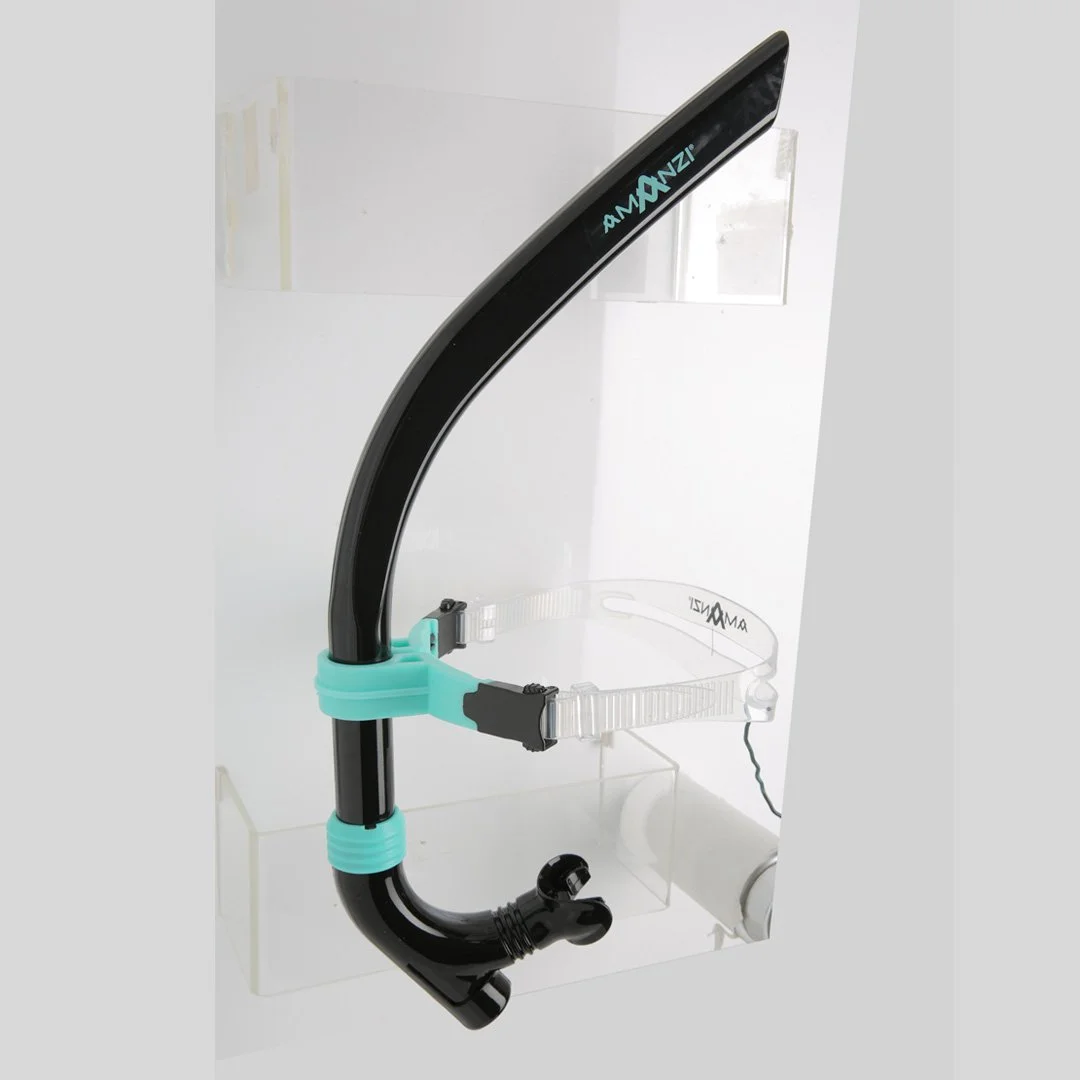 Centre snorkel supported in studio setup