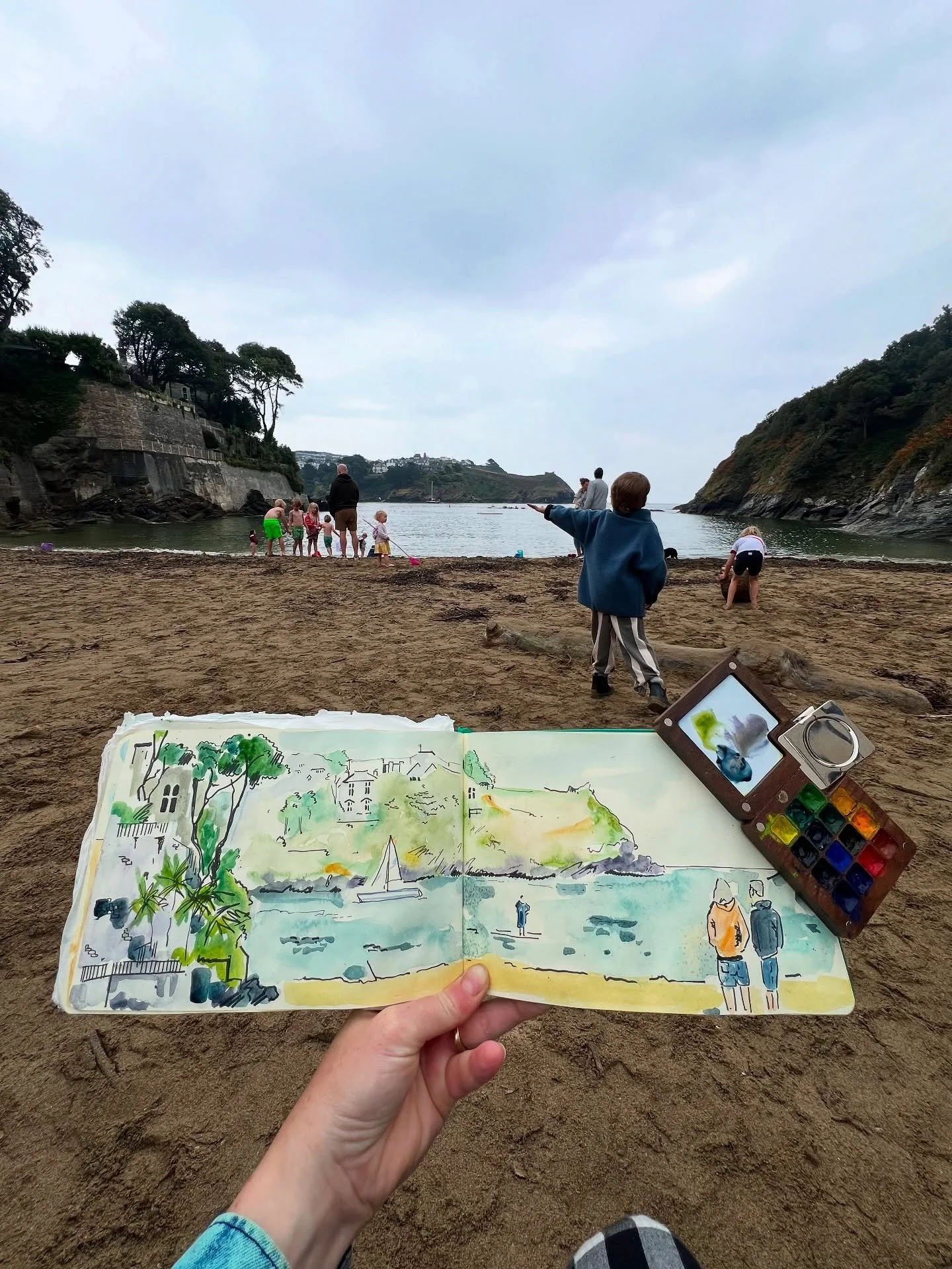 End of the summer, Readymoney Beach

#quicksketch #sketchbook #drawingfromlife #beachdays #summerholidays #artistinresidenceinmotherhood