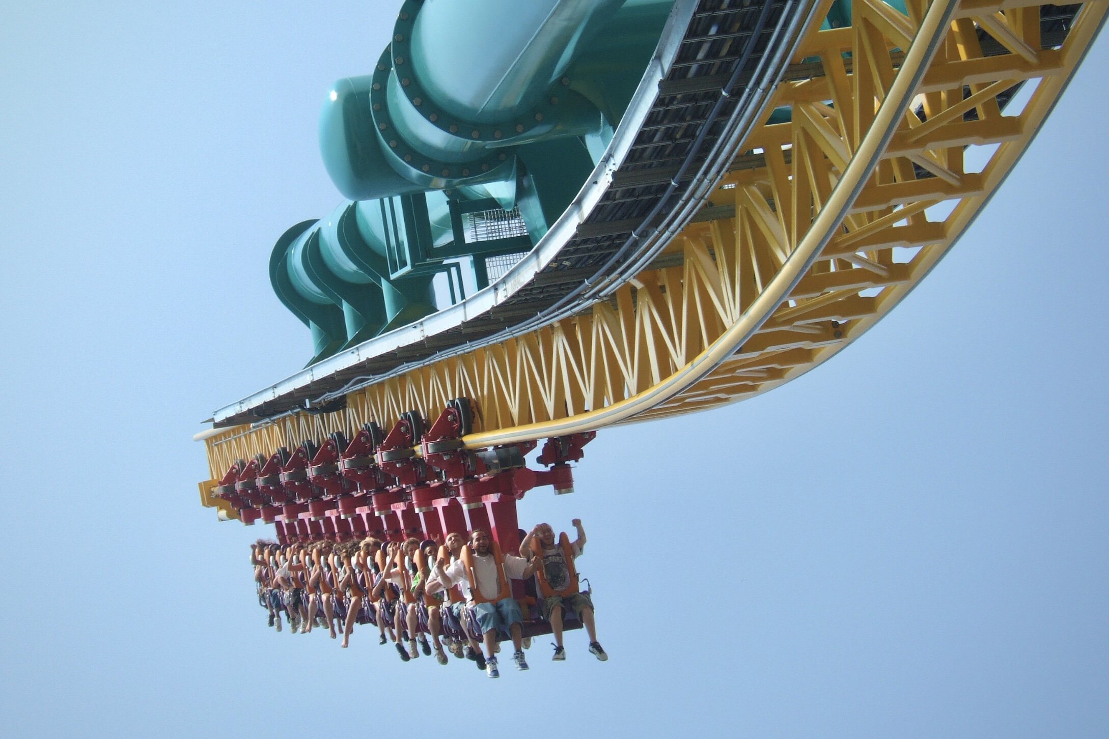 12 Best Amusement Parks Near NYC For For A Thrilling Excursion