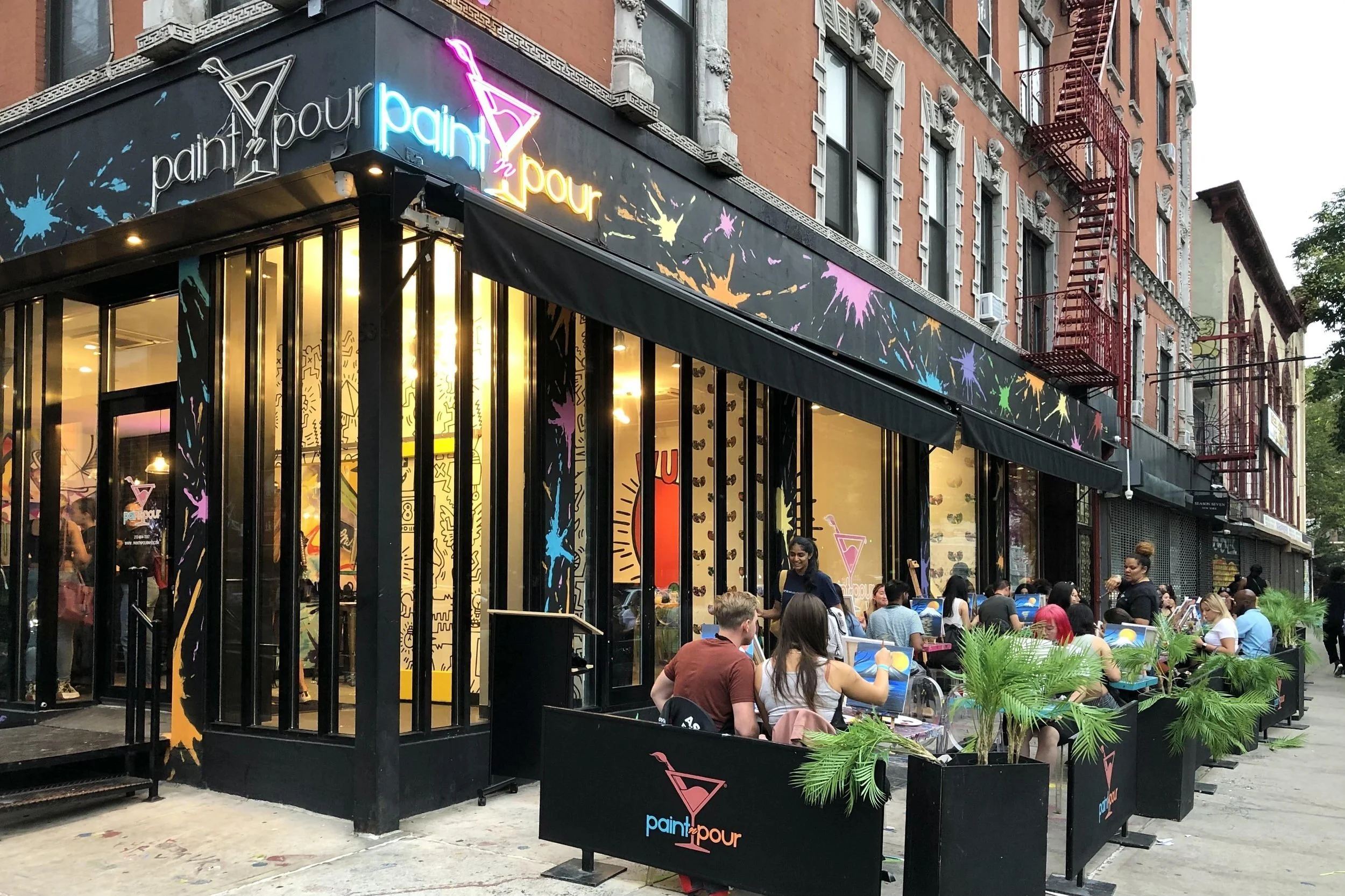 Paint ‘N Pour Our Honest Reviews and Everything to know The Exploreist