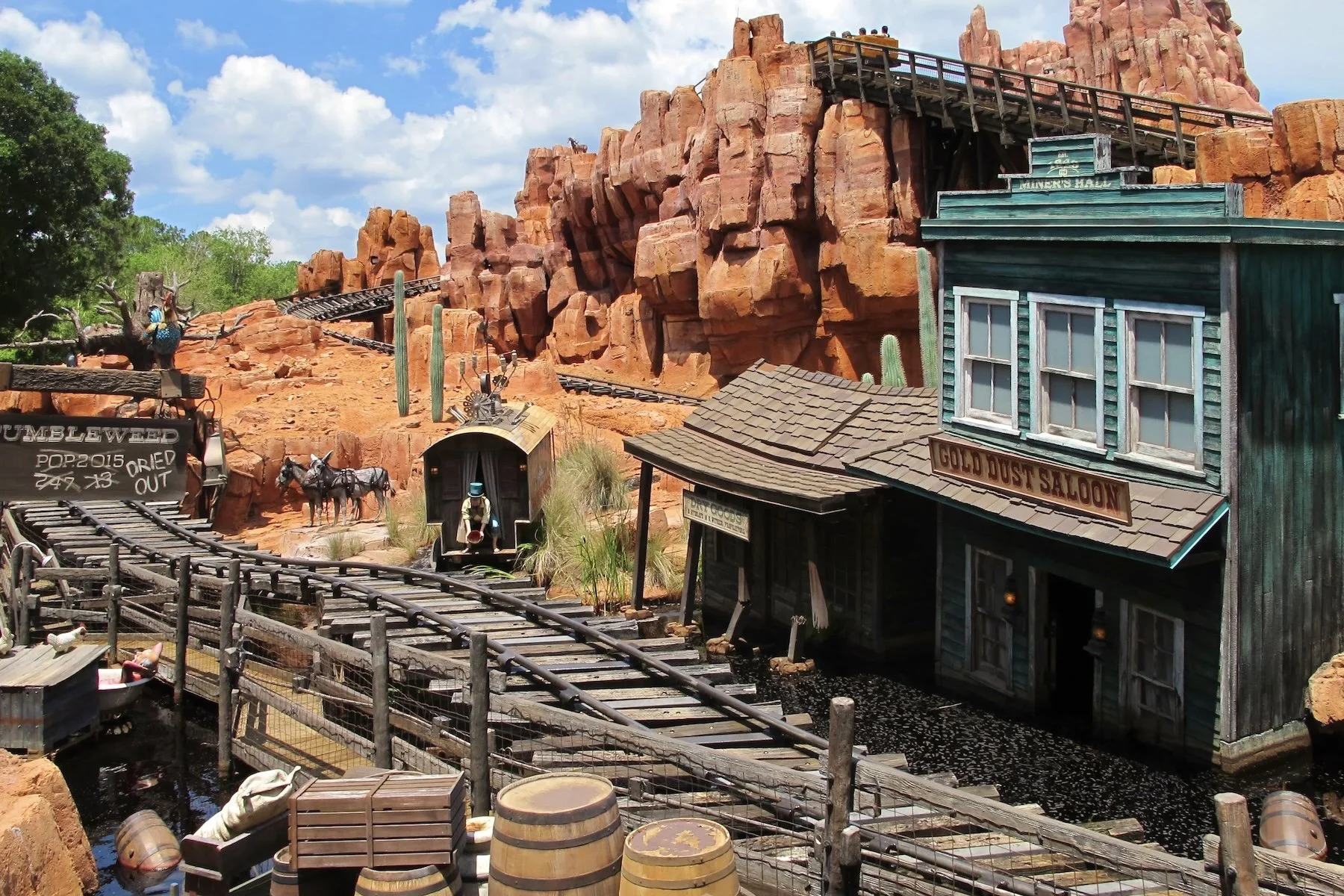 Big Thunder Mountain Railroad Reopens at Magic Kingdom After 16-Month ...